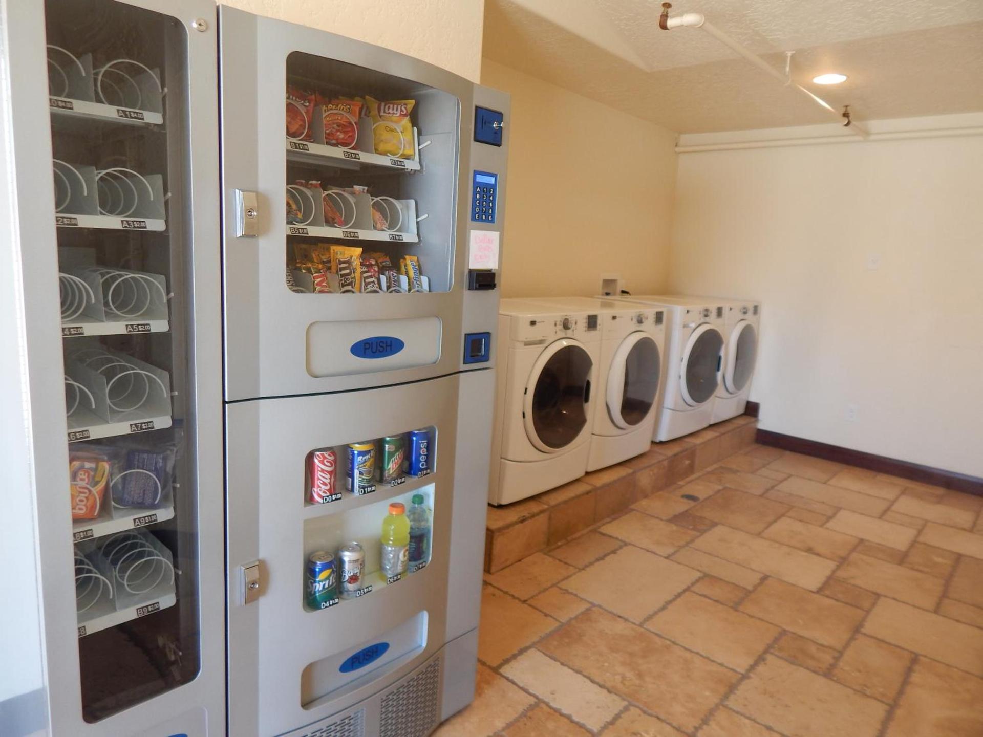 Winterton Suites photo 5