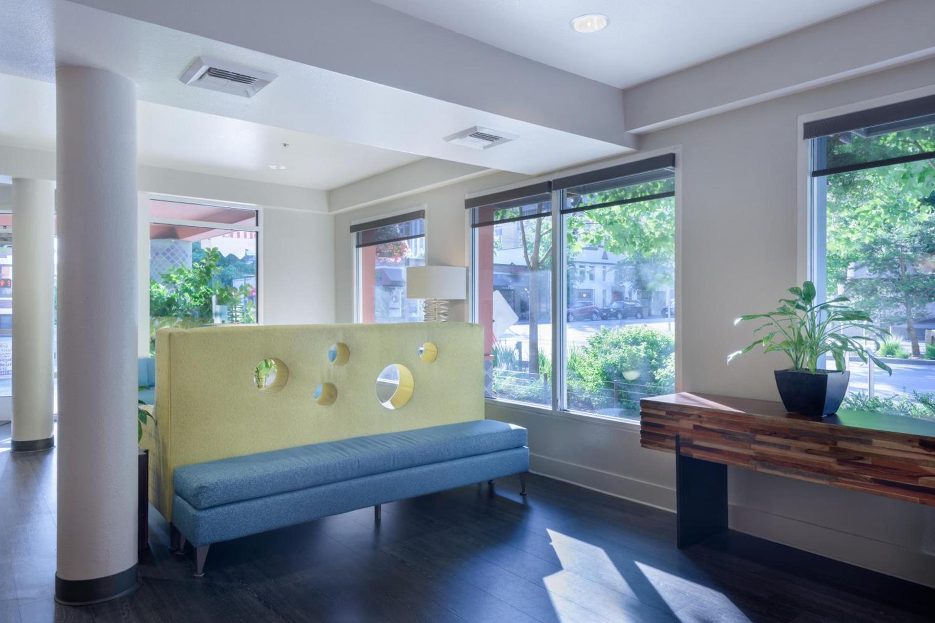 Belltown Inn photo 7