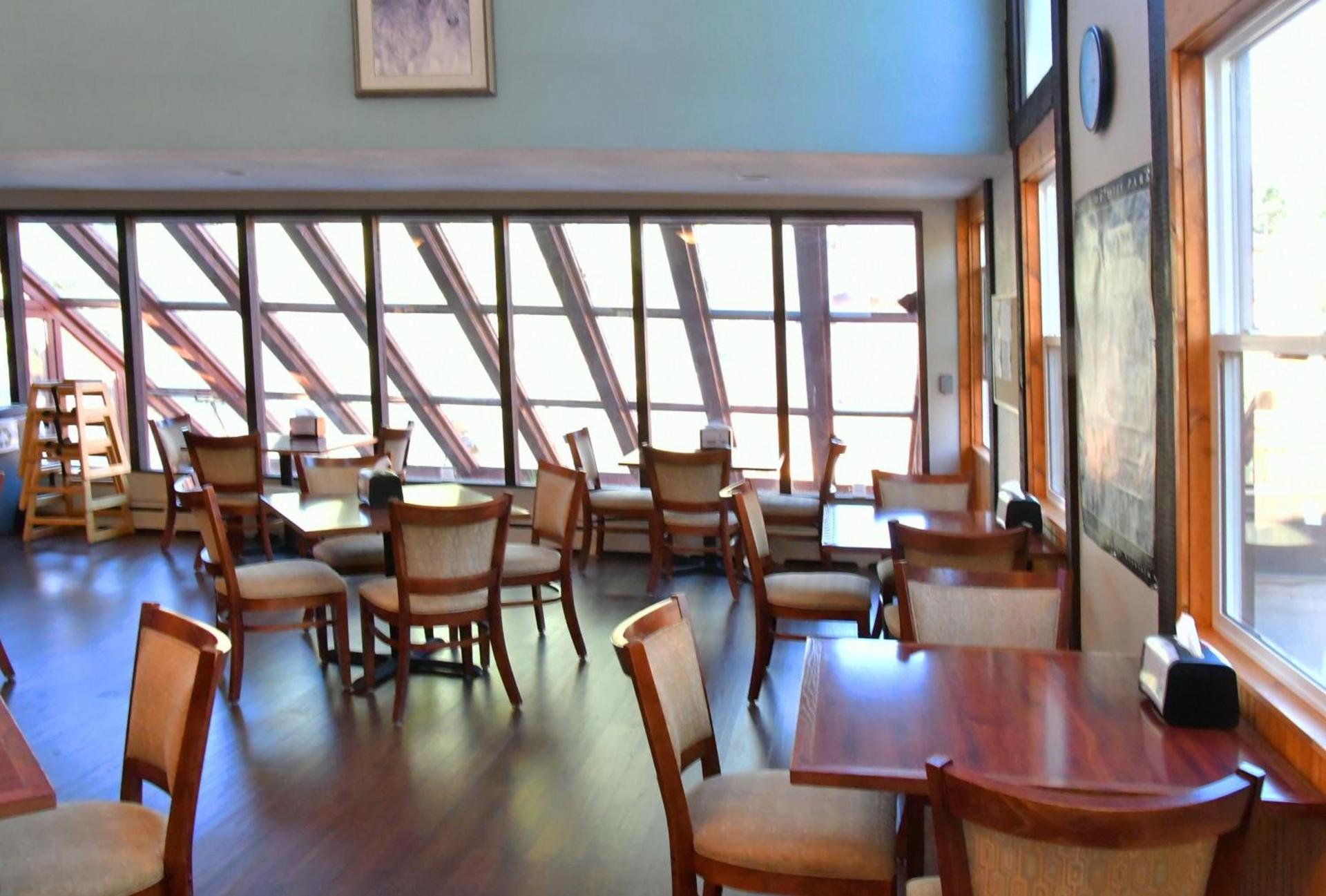 Murphy's River Lodge photo 28