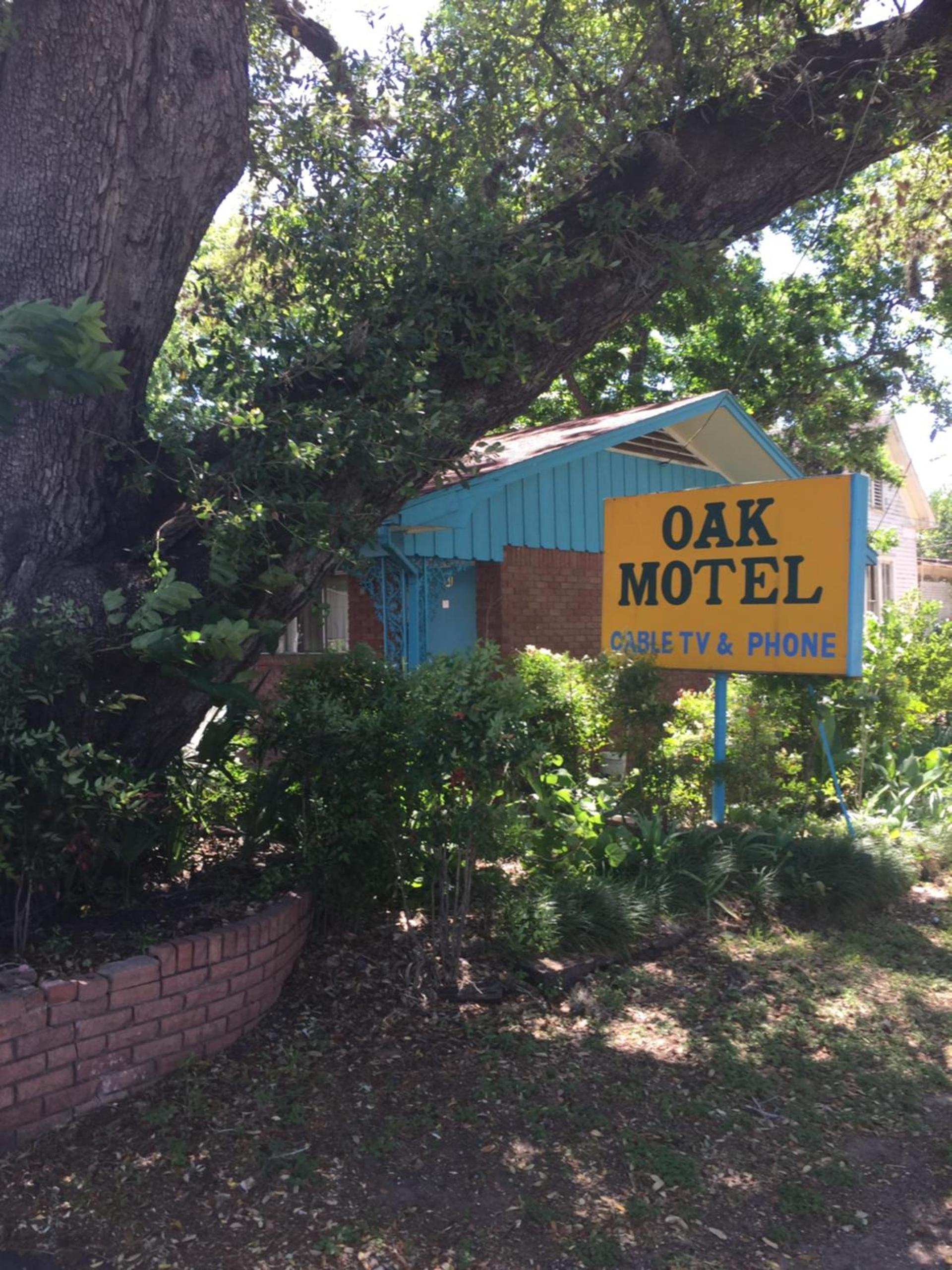 The Oak Motel photo 43