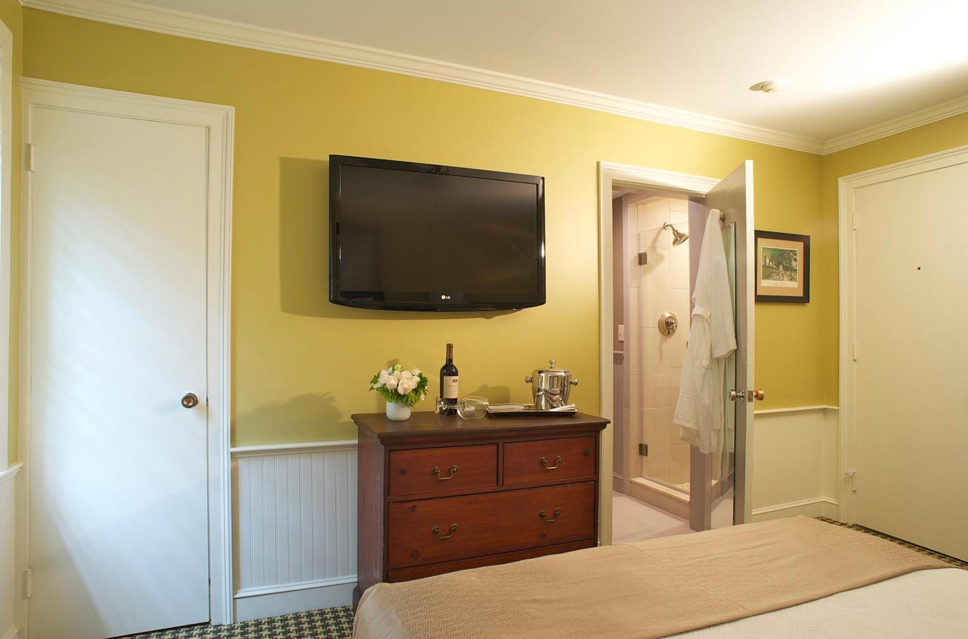 Concord's Colonial Inn photo 7
