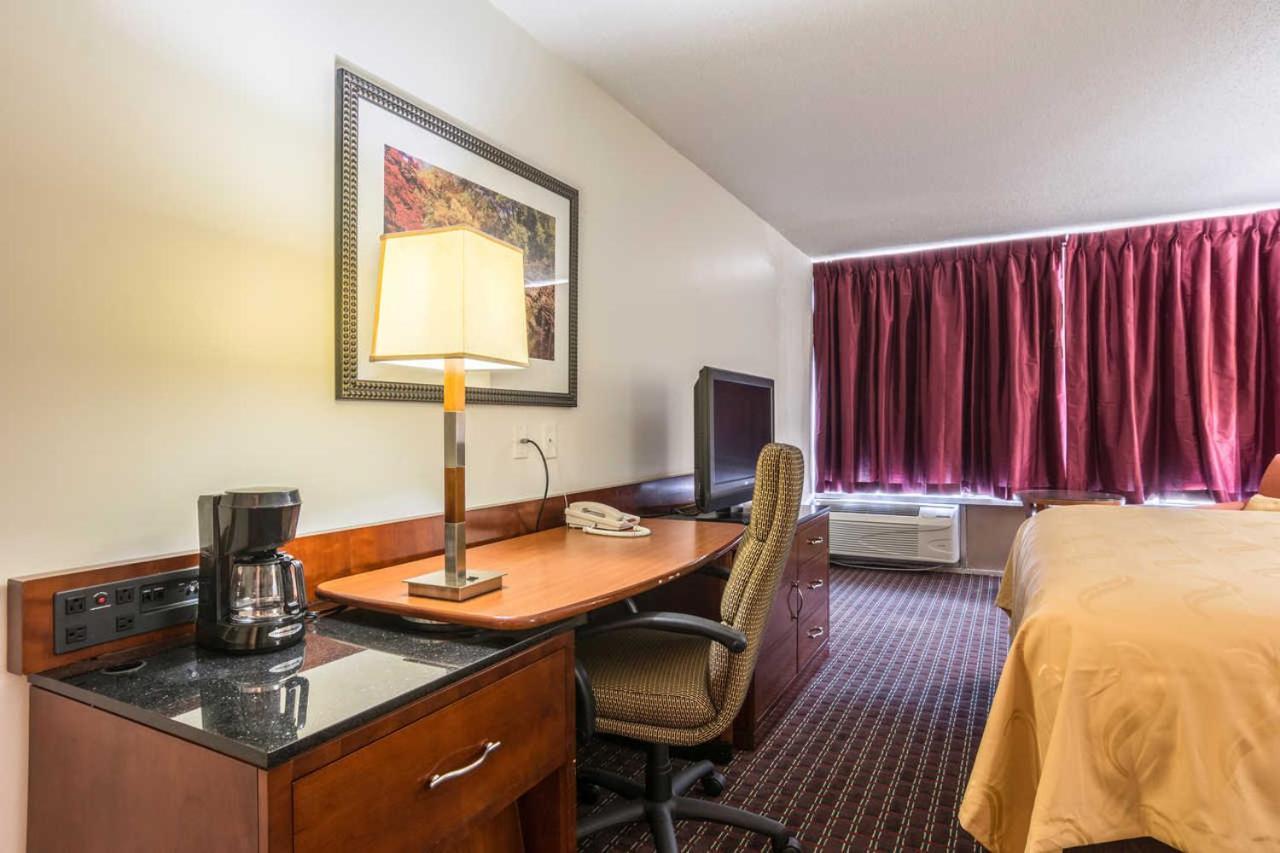 Days Inn by Wyndham Hartsfield Jackson Atlanta Airport West photo 34