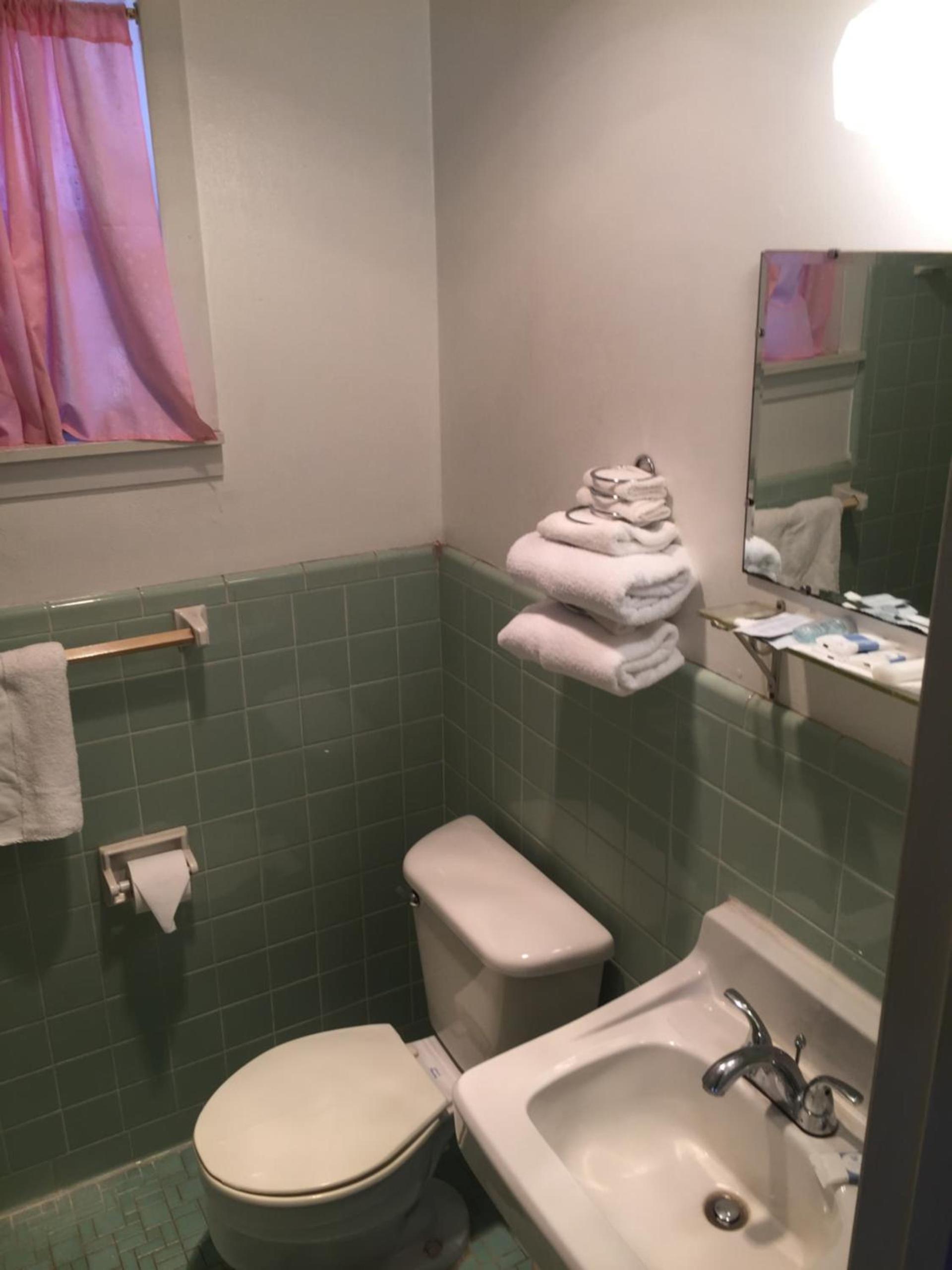 The Oak Motel photo 48