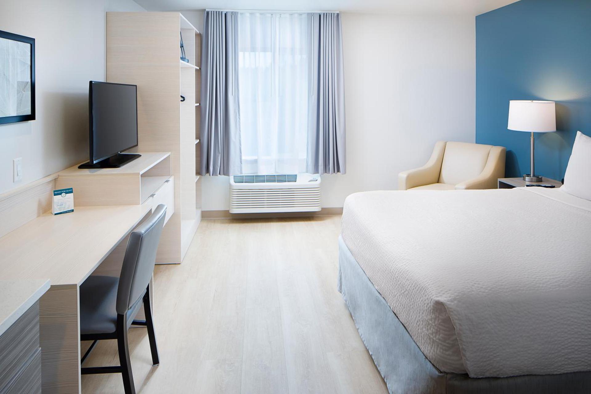 WoodSpring Suites Seattle Everett photo 5