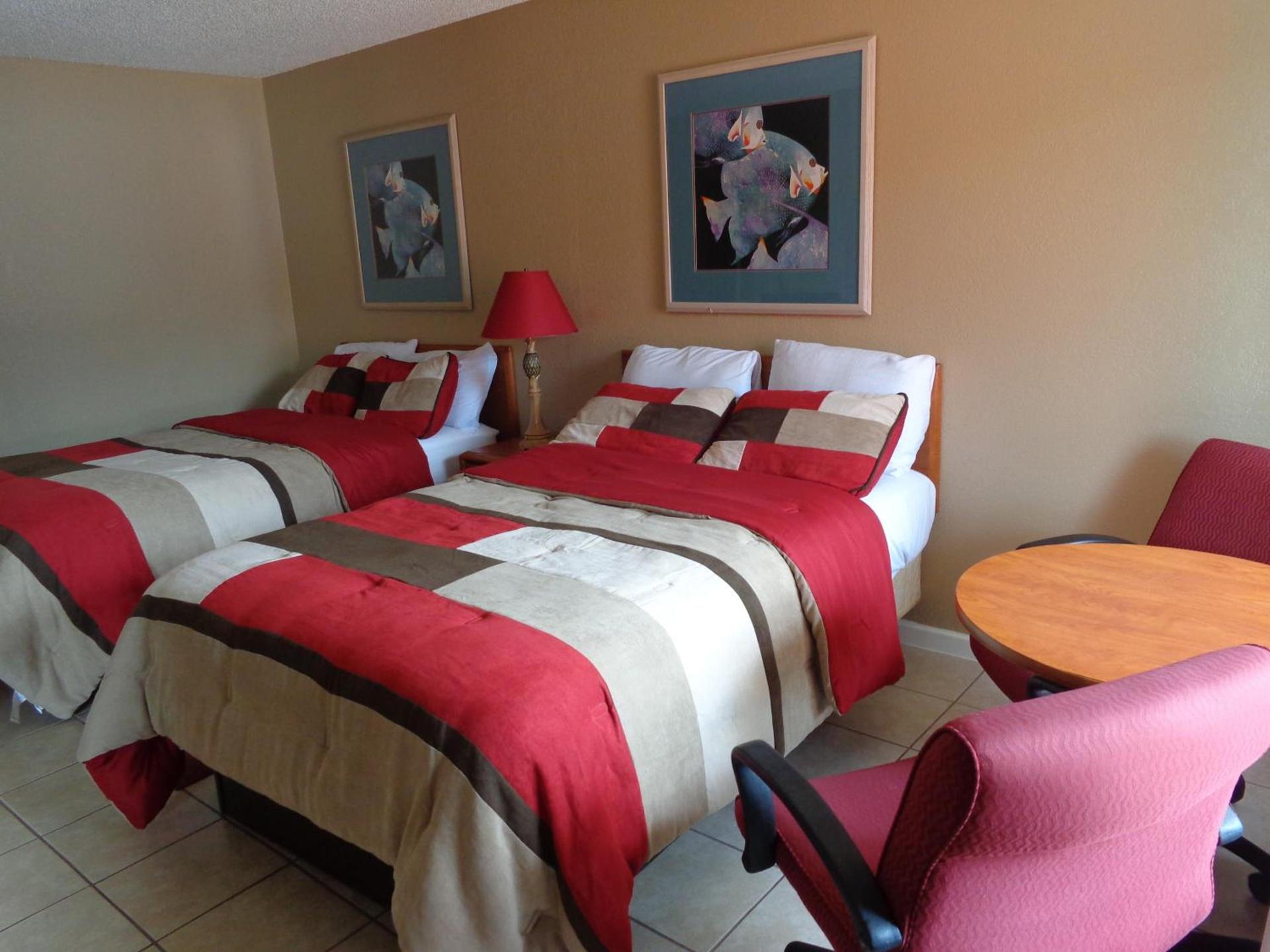 Days Inn by Wyndham Cocoa Cruiseport West At I-95/524 photo 69