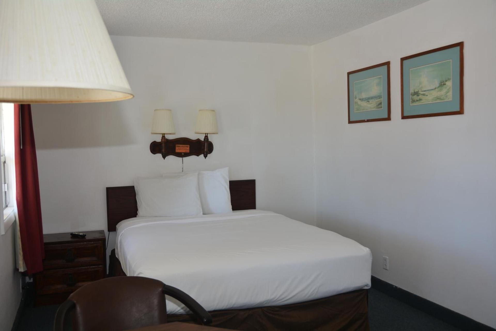 Pacific Sunset Inn photo 9
