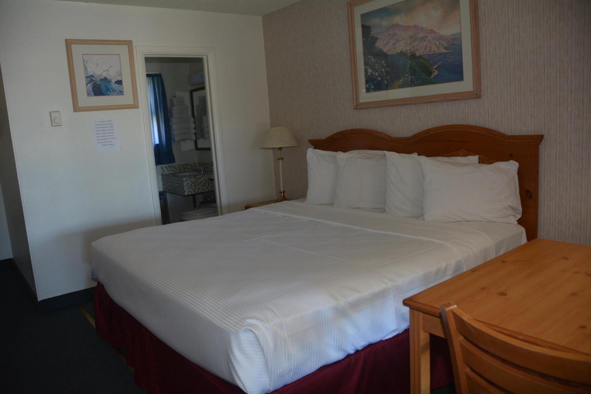 Pacific Sunset Inn photo 11