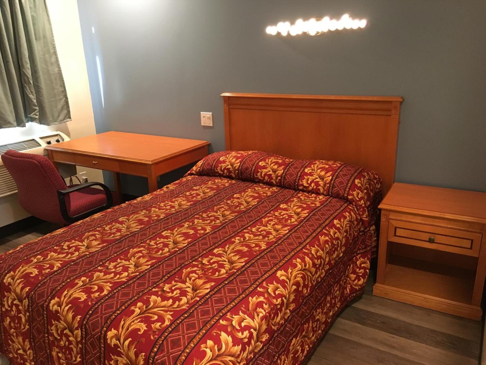 Lincoln Park Motel photo 31