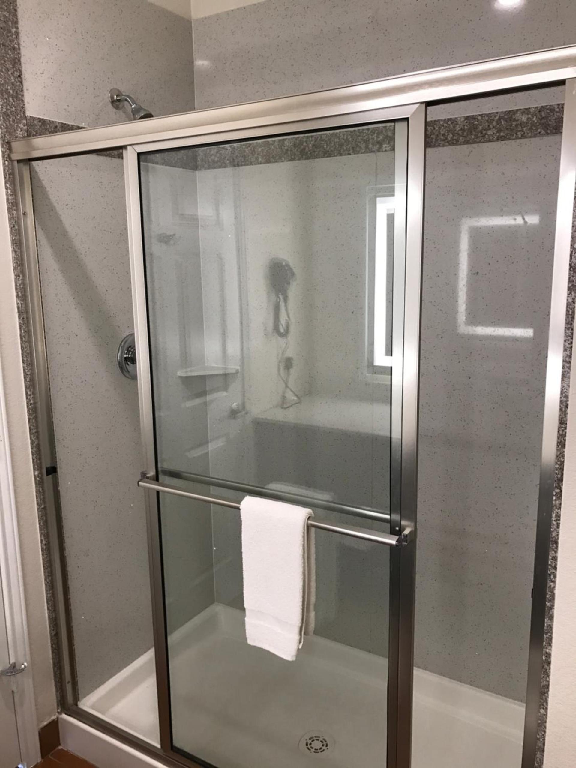 Regency Inn & Suites- NW Houston photo 35