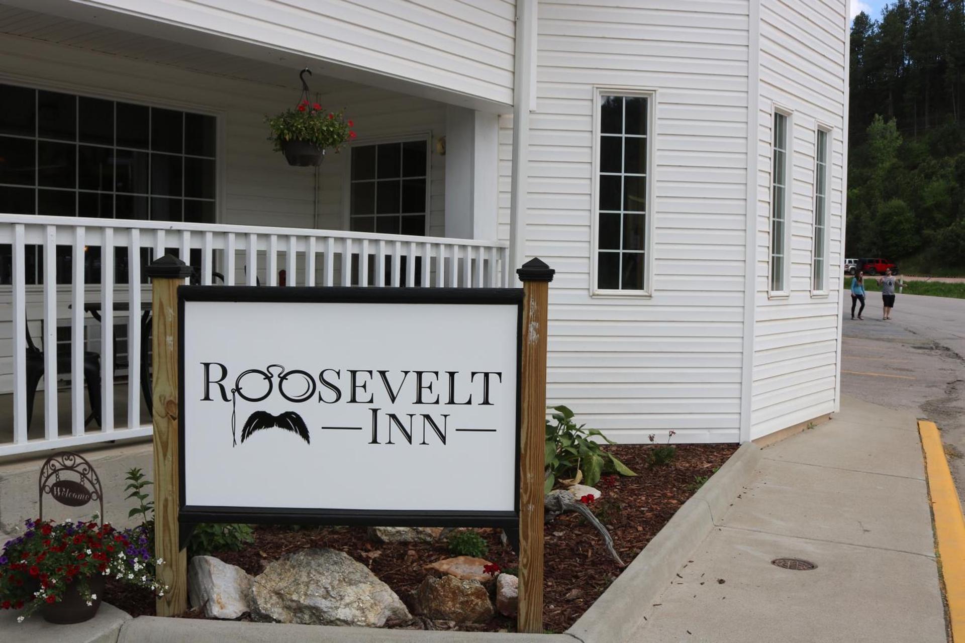 Roosevelt Inn Mount Rushmore photo 8