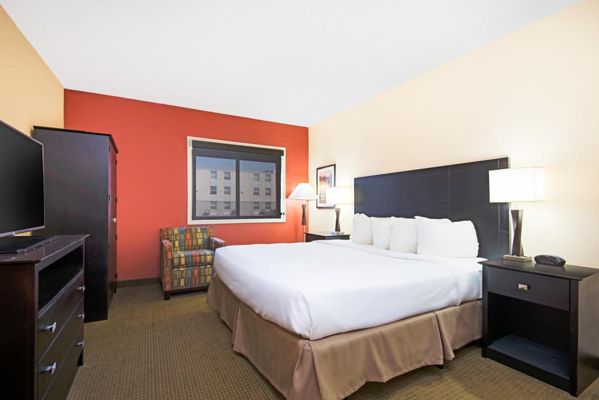 Red Lion Hotel Gillette photo 12