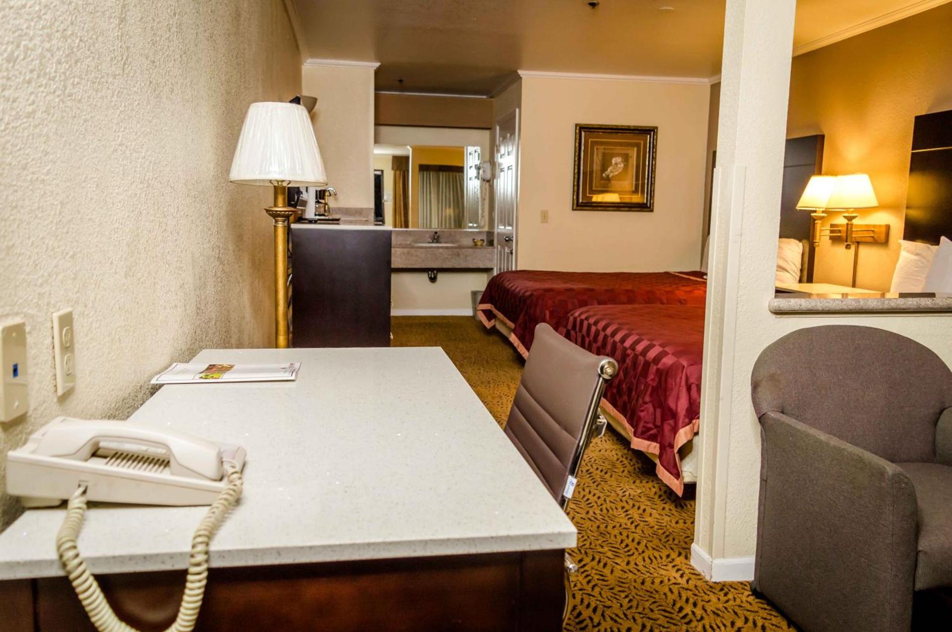 Executive Inn & Suites Sacramento photo 8