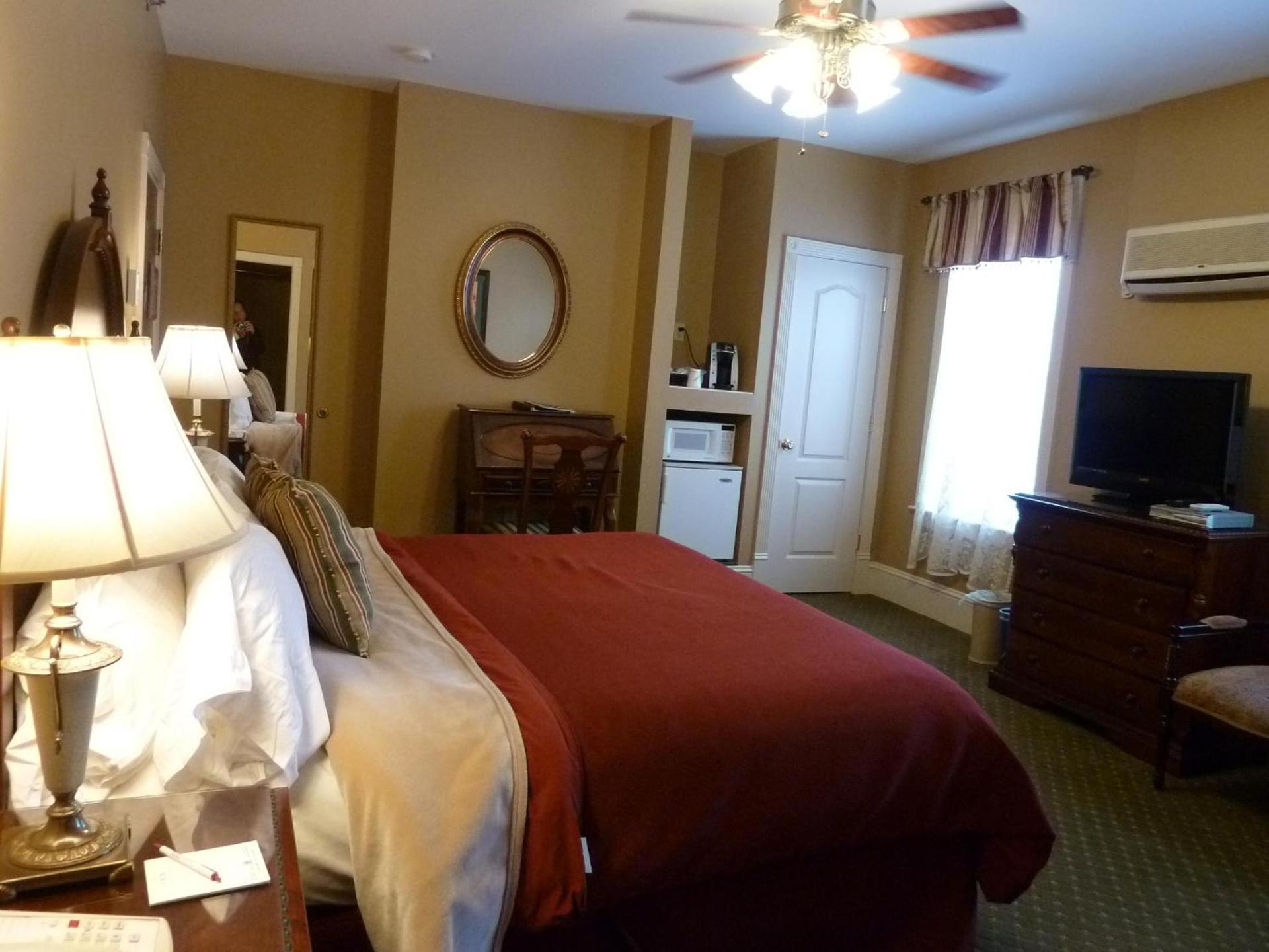 The Inn at Jim Thorpe photo 5
