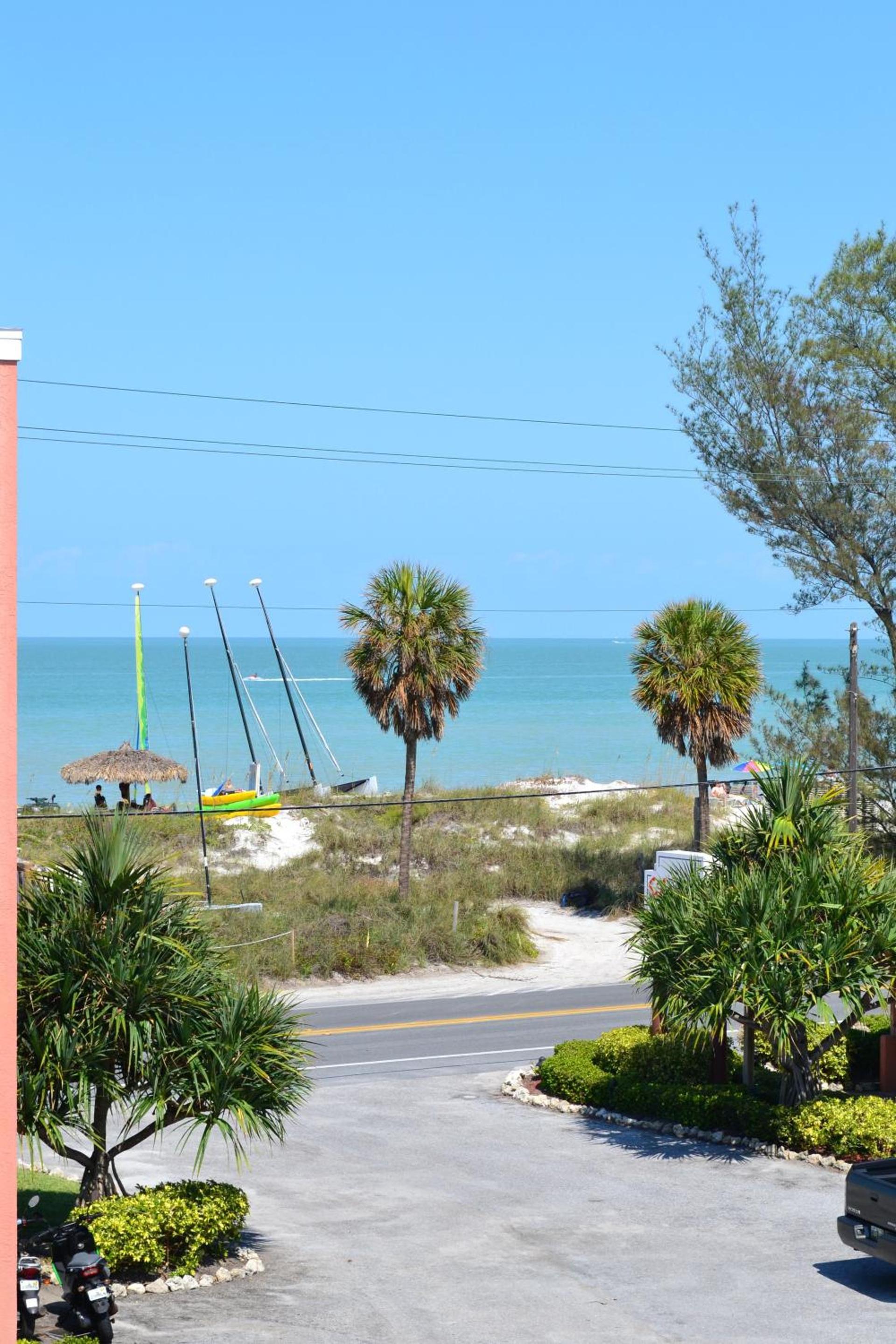 Silver Surf Gulf Beach Resort photo 16