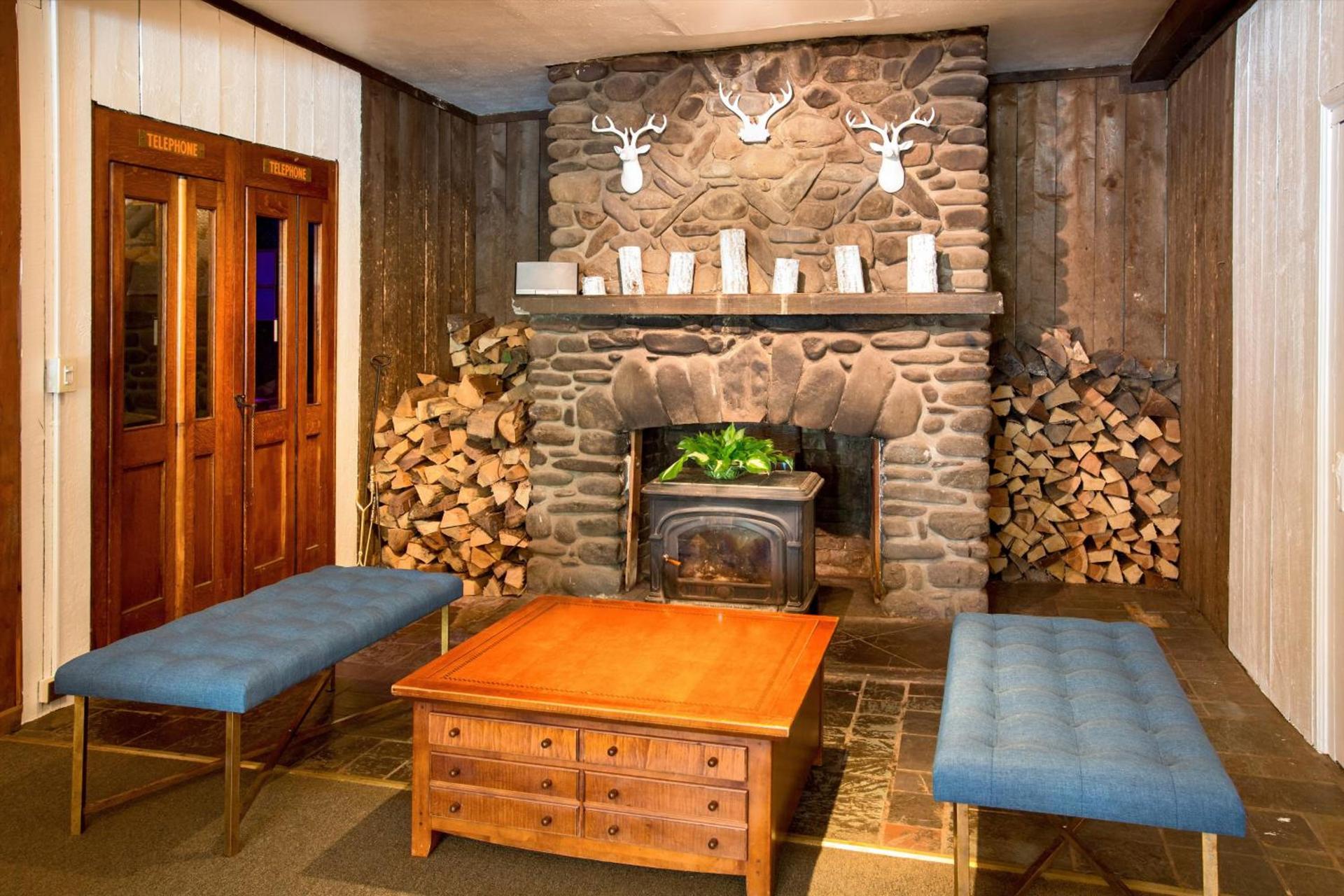 Pine Hill Arms Hotel photo 18
