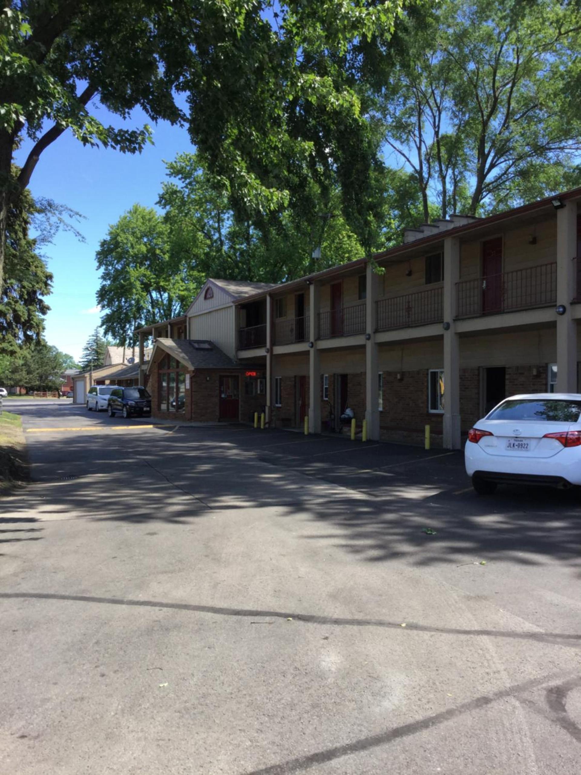 Best Motel photo 1