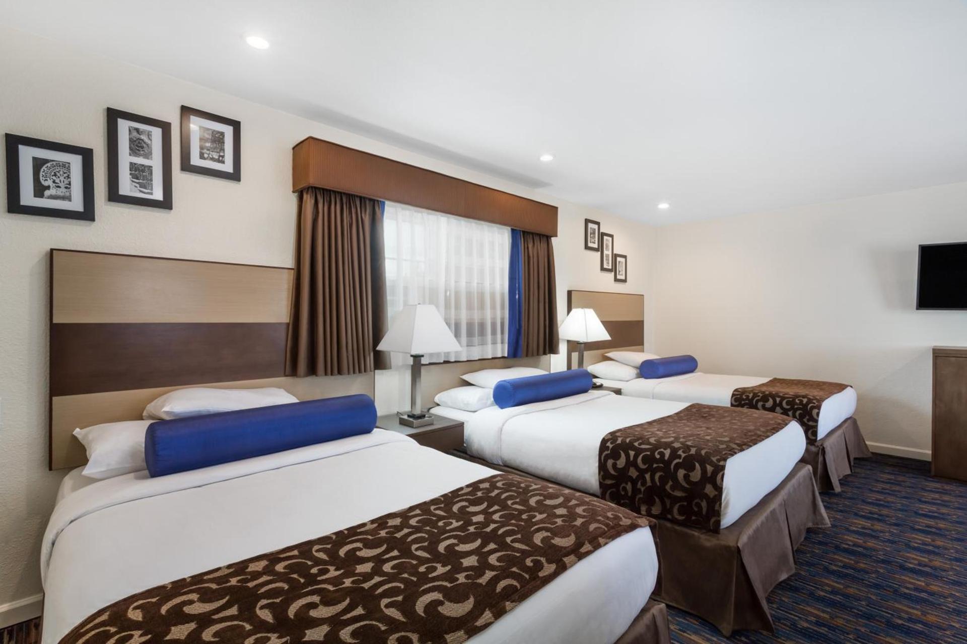 Howard Johnson By Wyndham Berkeley photo 21