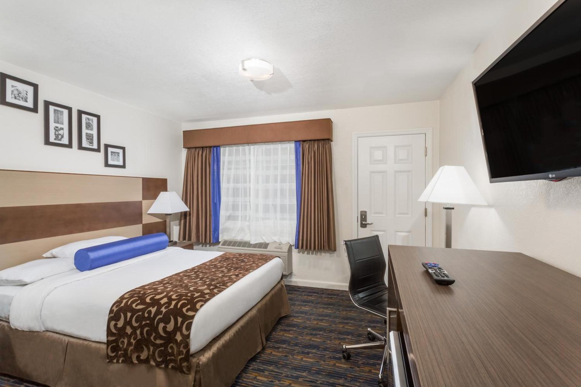 Howard Johnson By Wyndham Berkeley photo 29