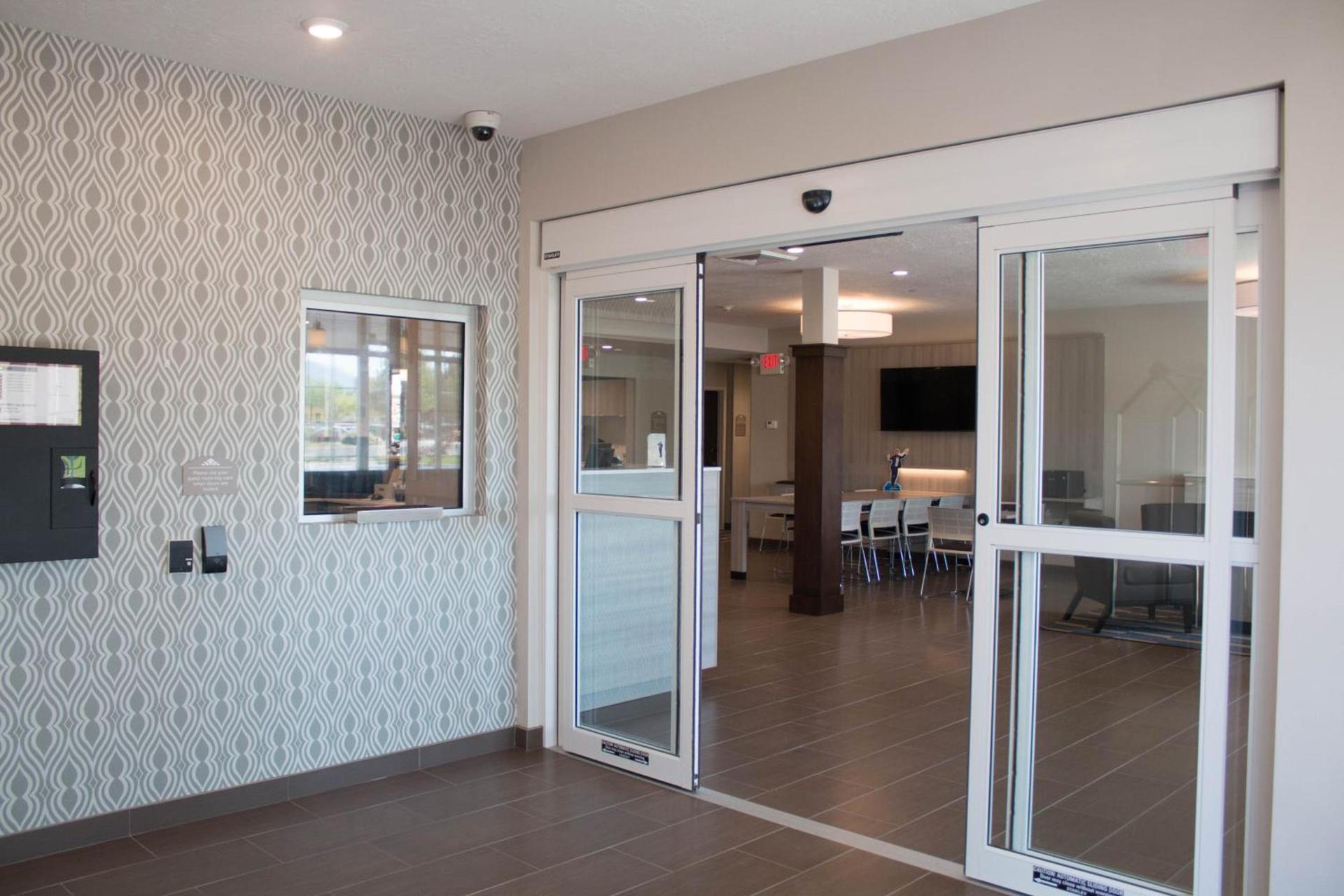 Microtel Inn & Suites by Wyndham Springville photo 26