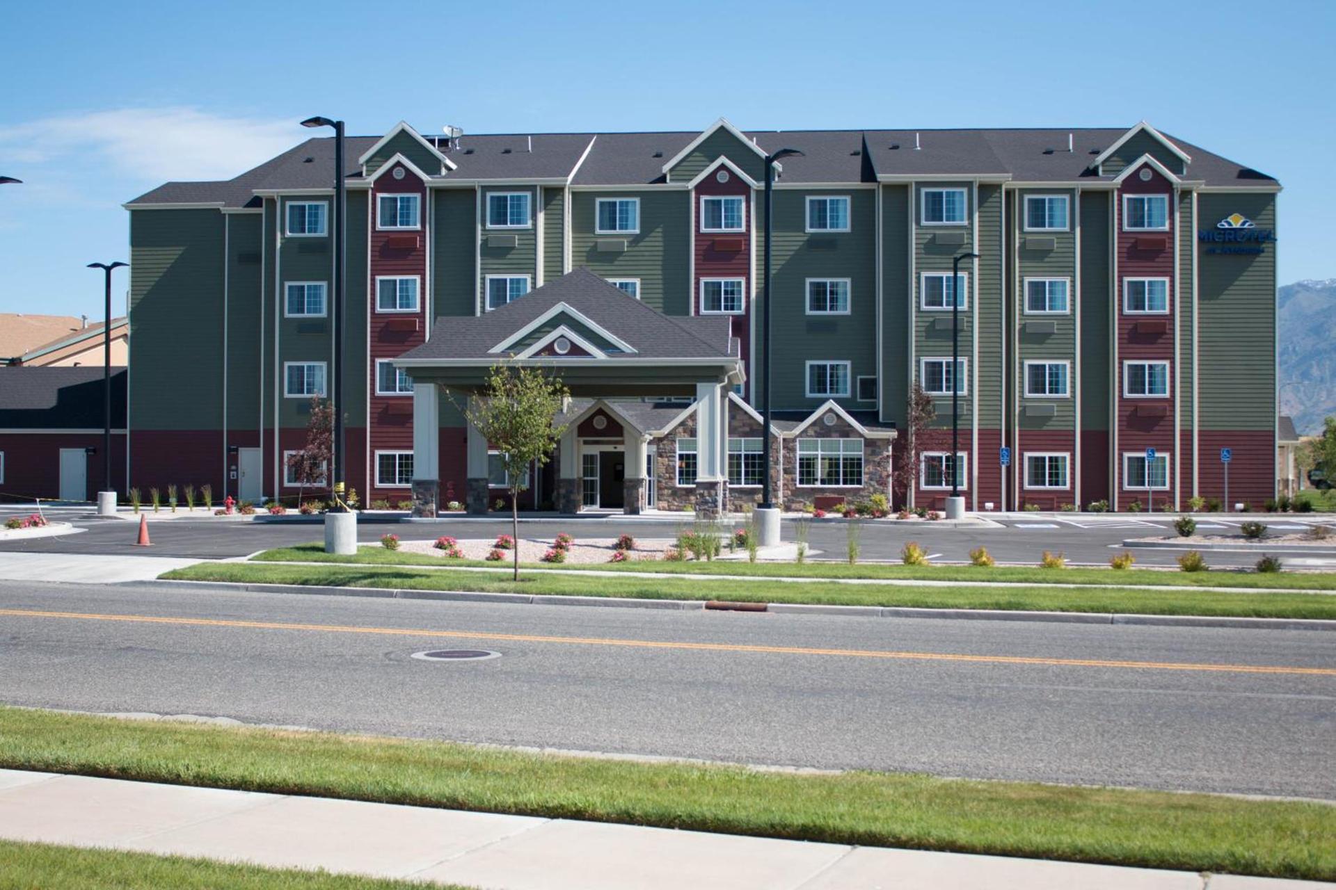 Microtel Inn & Suites by Wyndham Springville photo 46