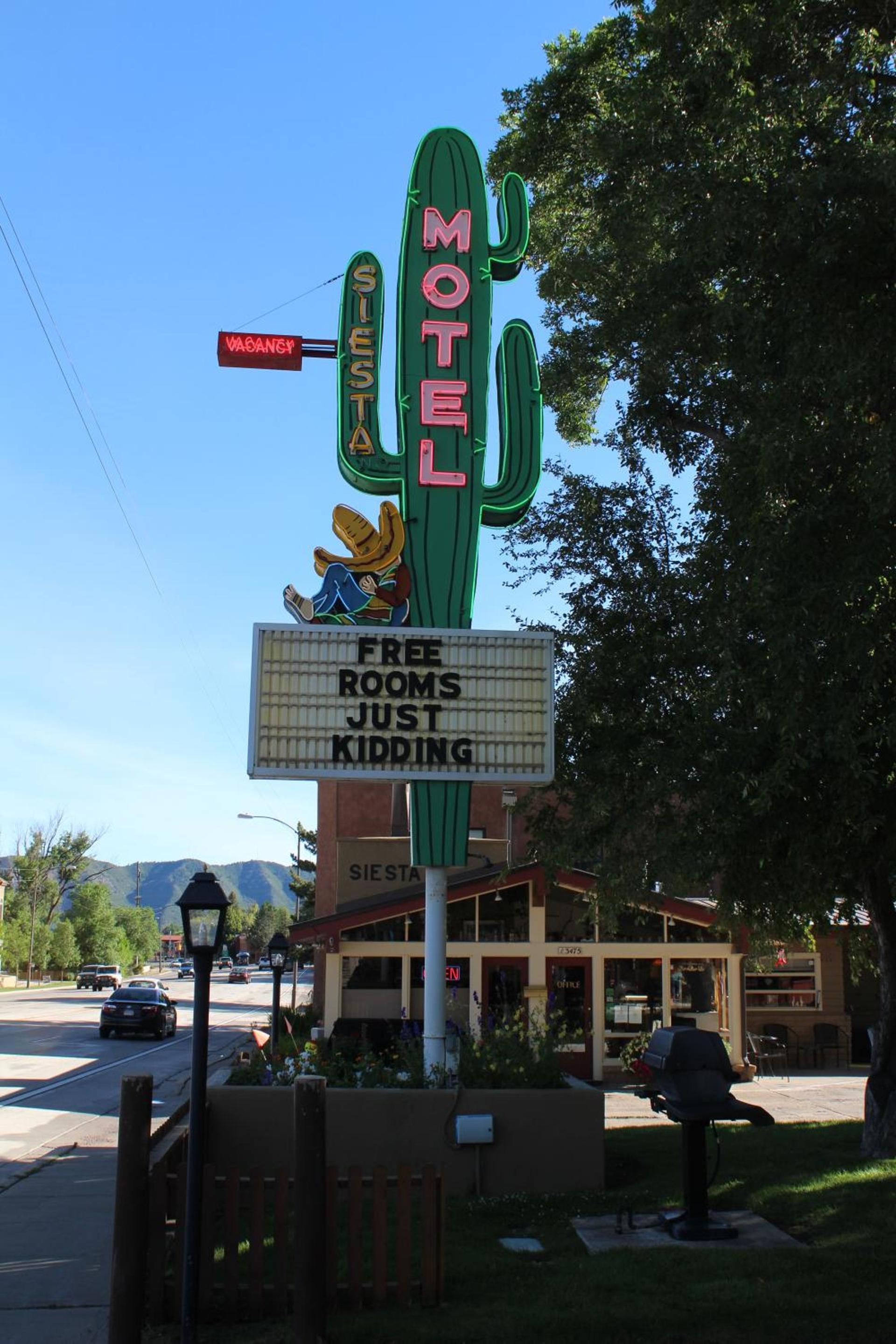 The Siesta Motel photo 19
