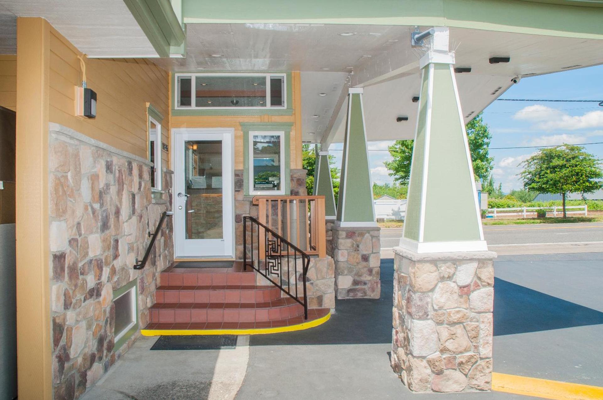 Nordic Inn and Suites photo 4