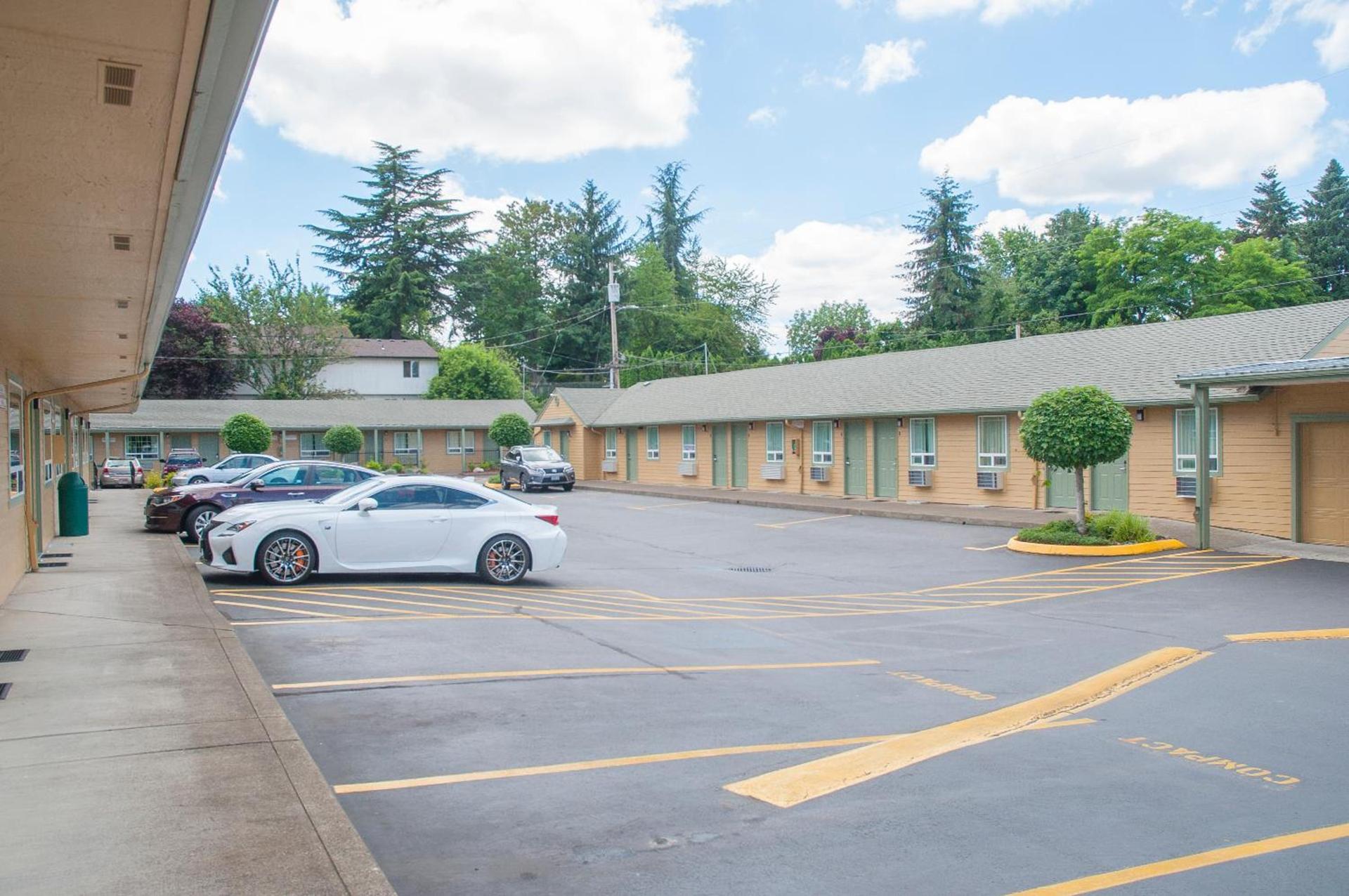 Nordic Inn and Suites photo 50