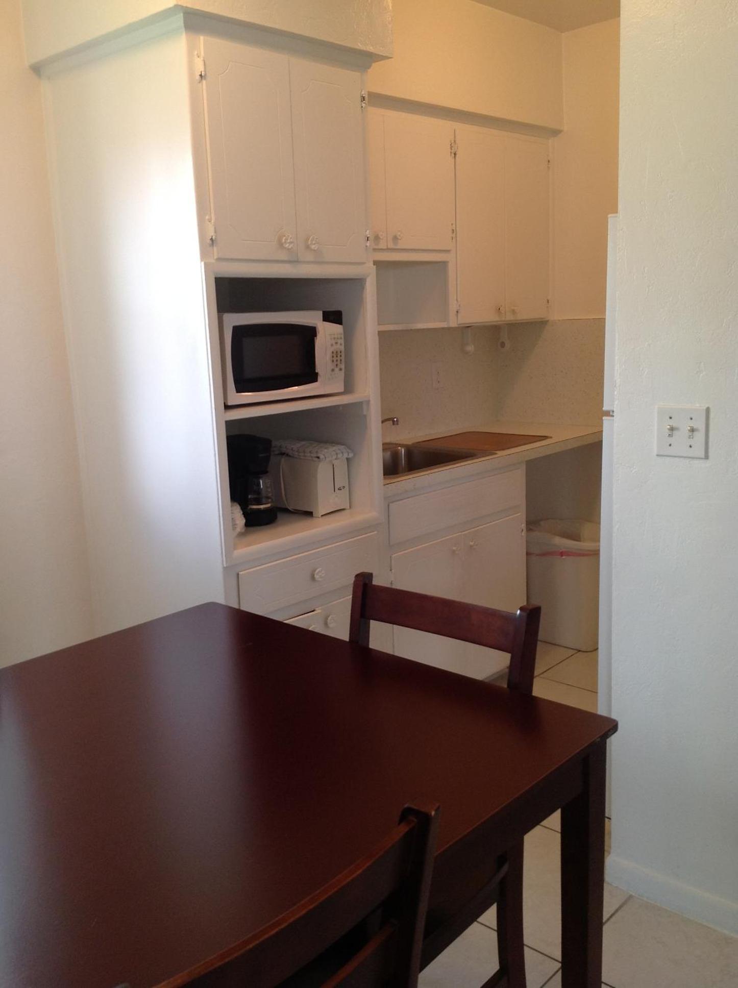 Summerland Suites photo 22