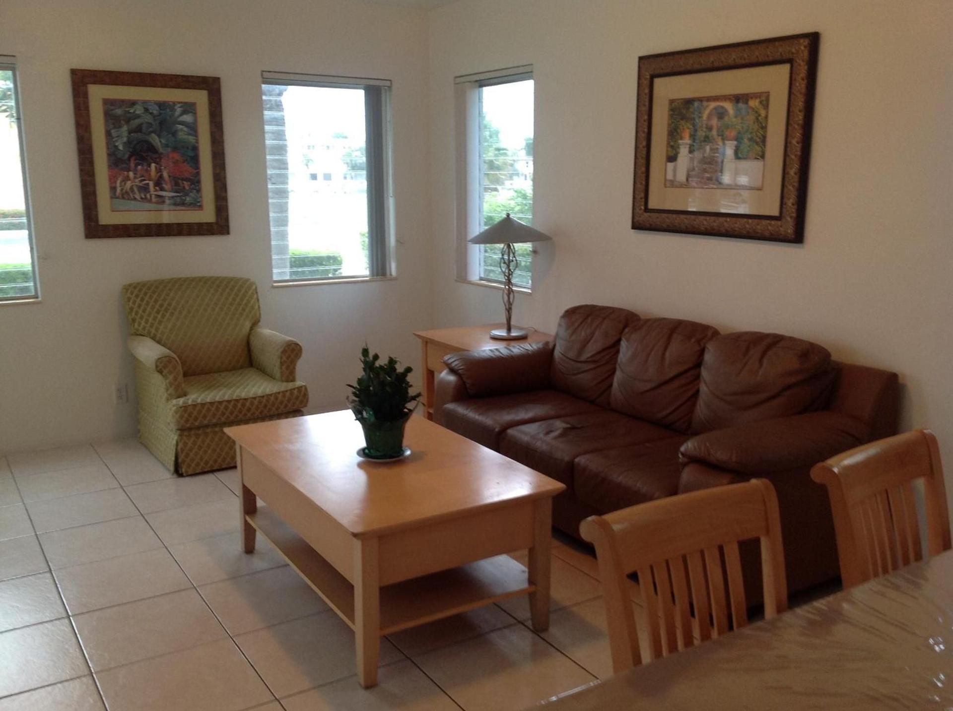 Summerland Suites photo 7