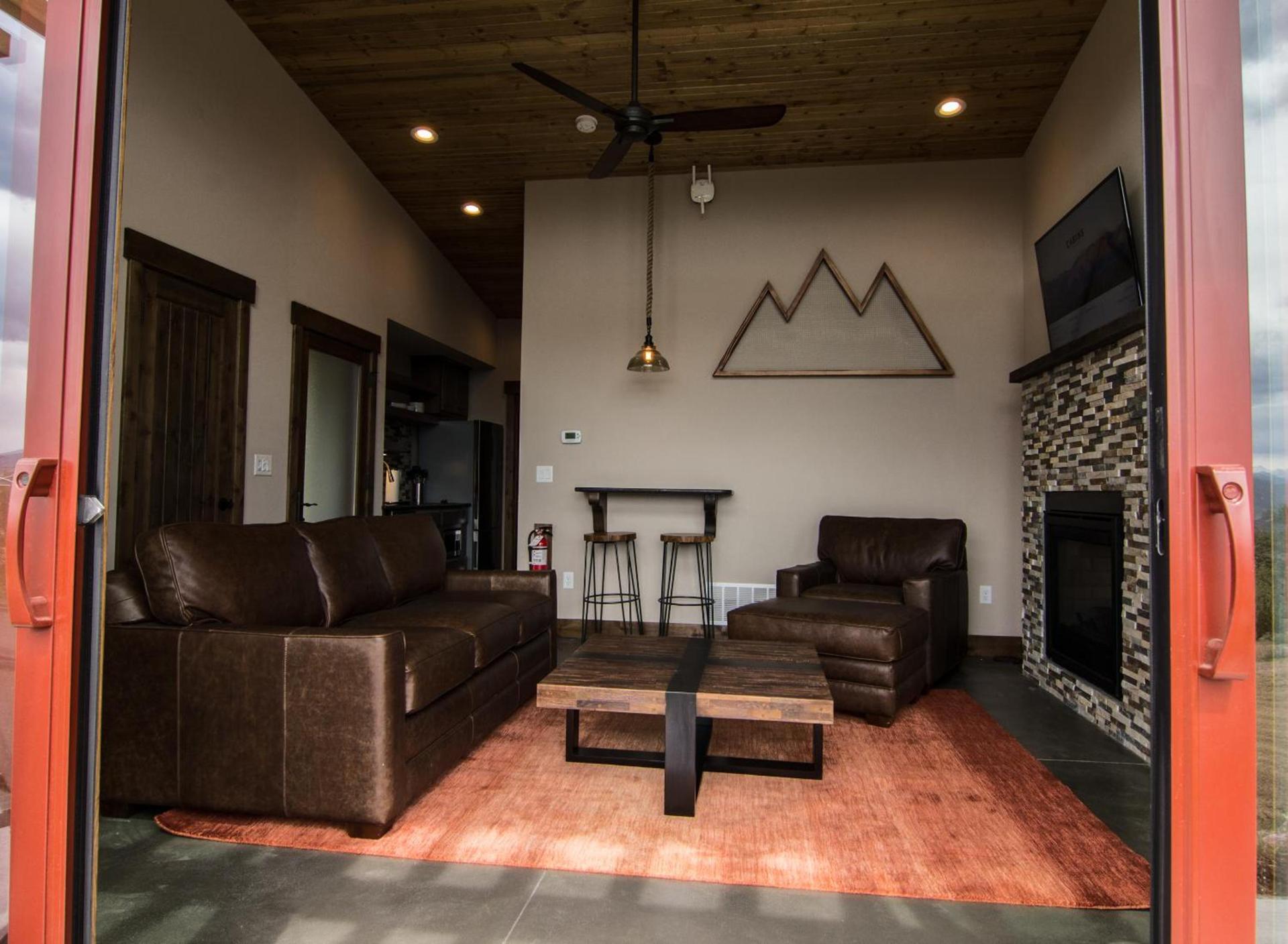 Royal Gorge Cabins photo 11