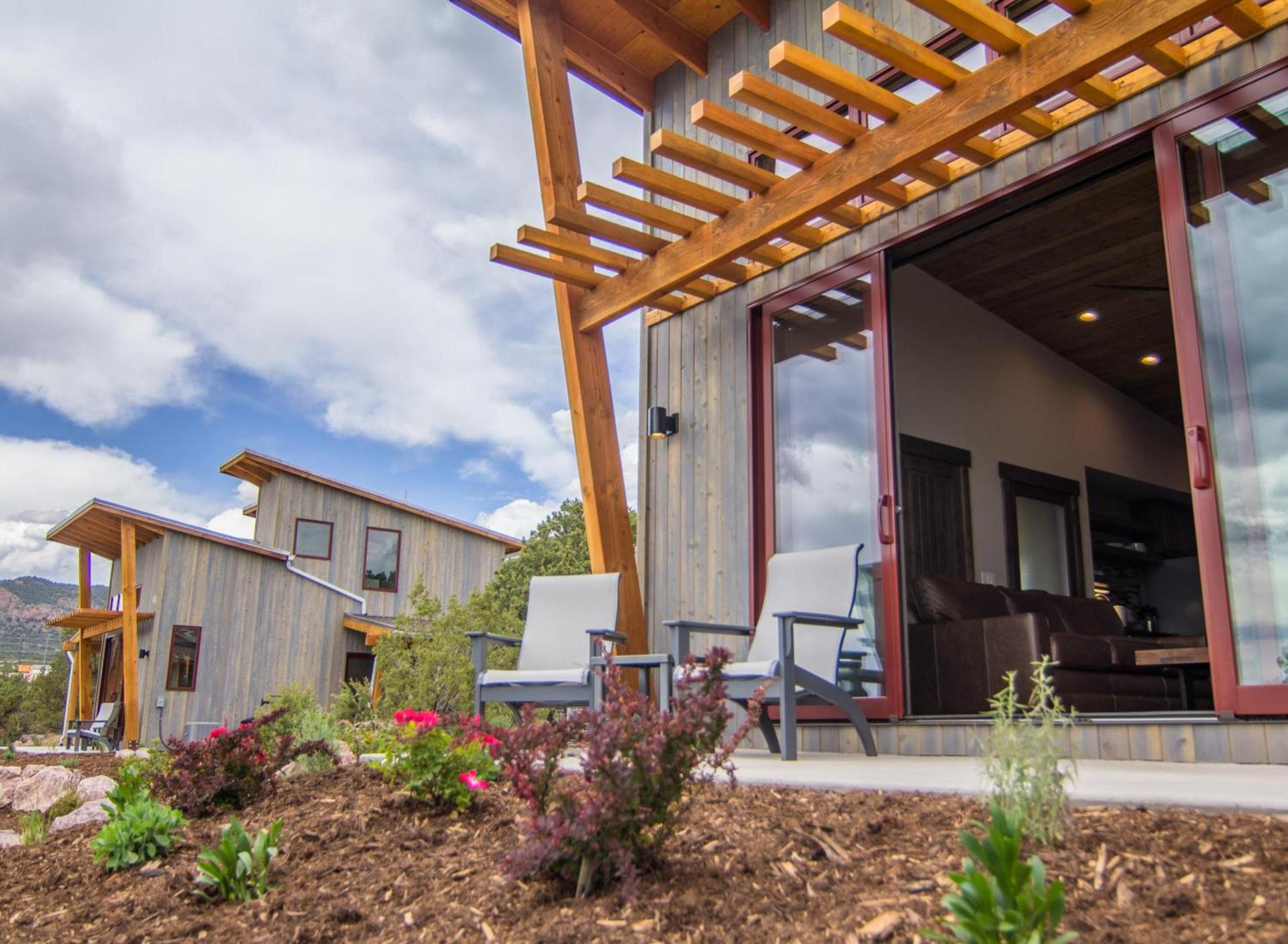 Royal Gorge Cabins photo 93