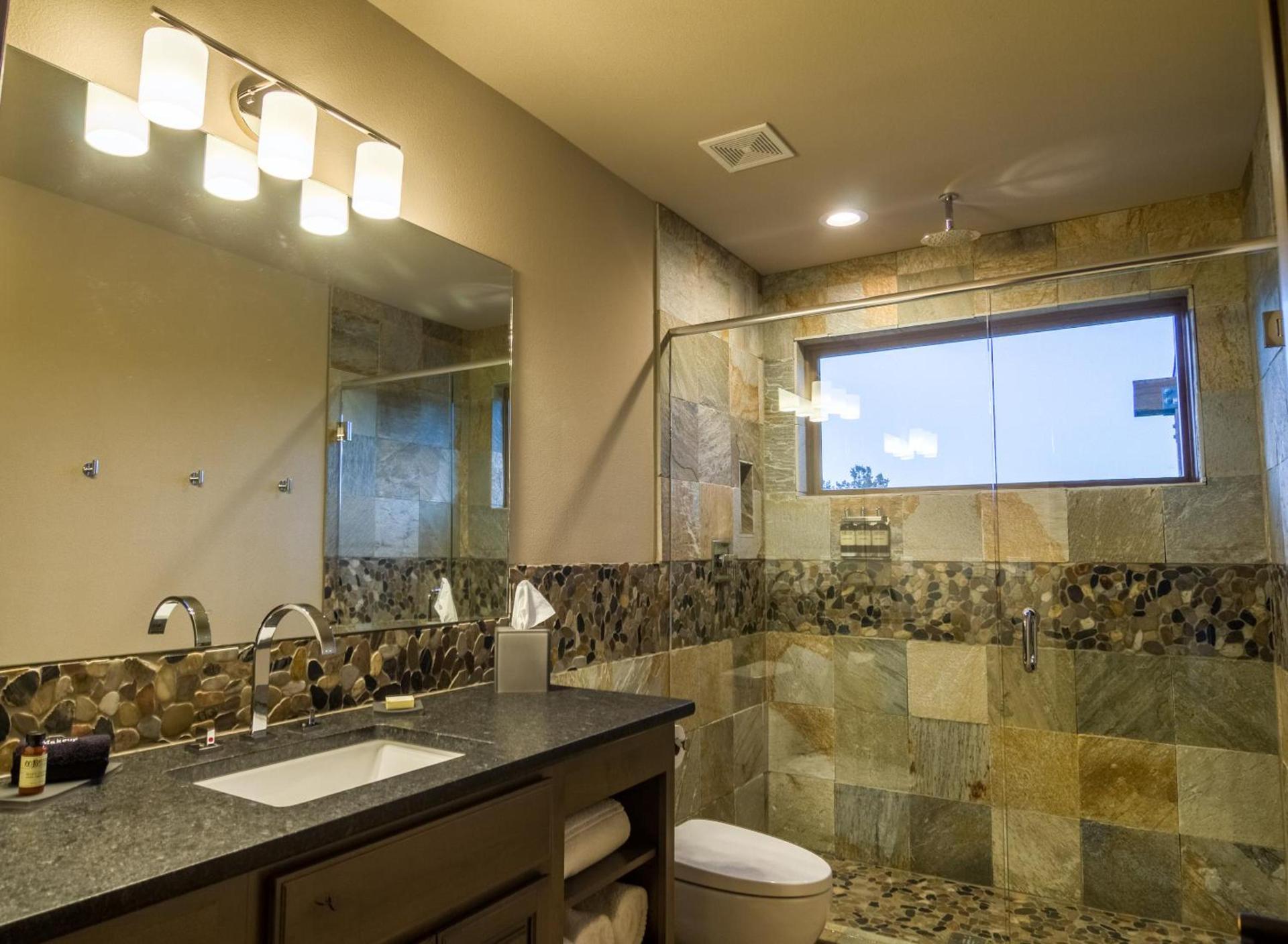 Royal Gorge Cabins photo 65