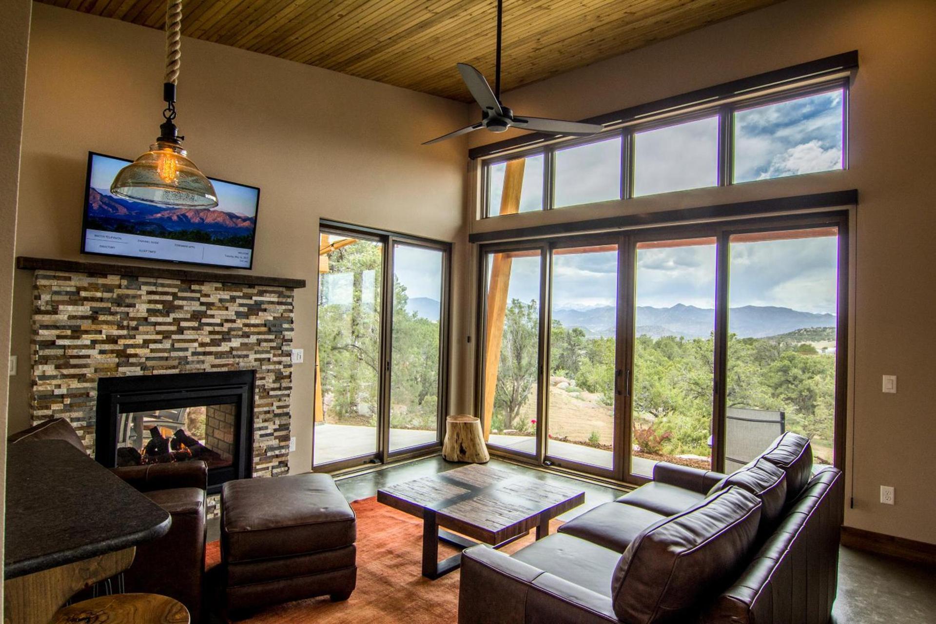 Royal Gorge Cabins photo 69