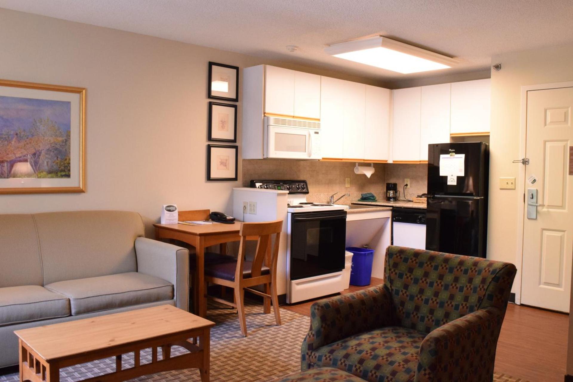 Cresthill Suites Syracuse photo 6