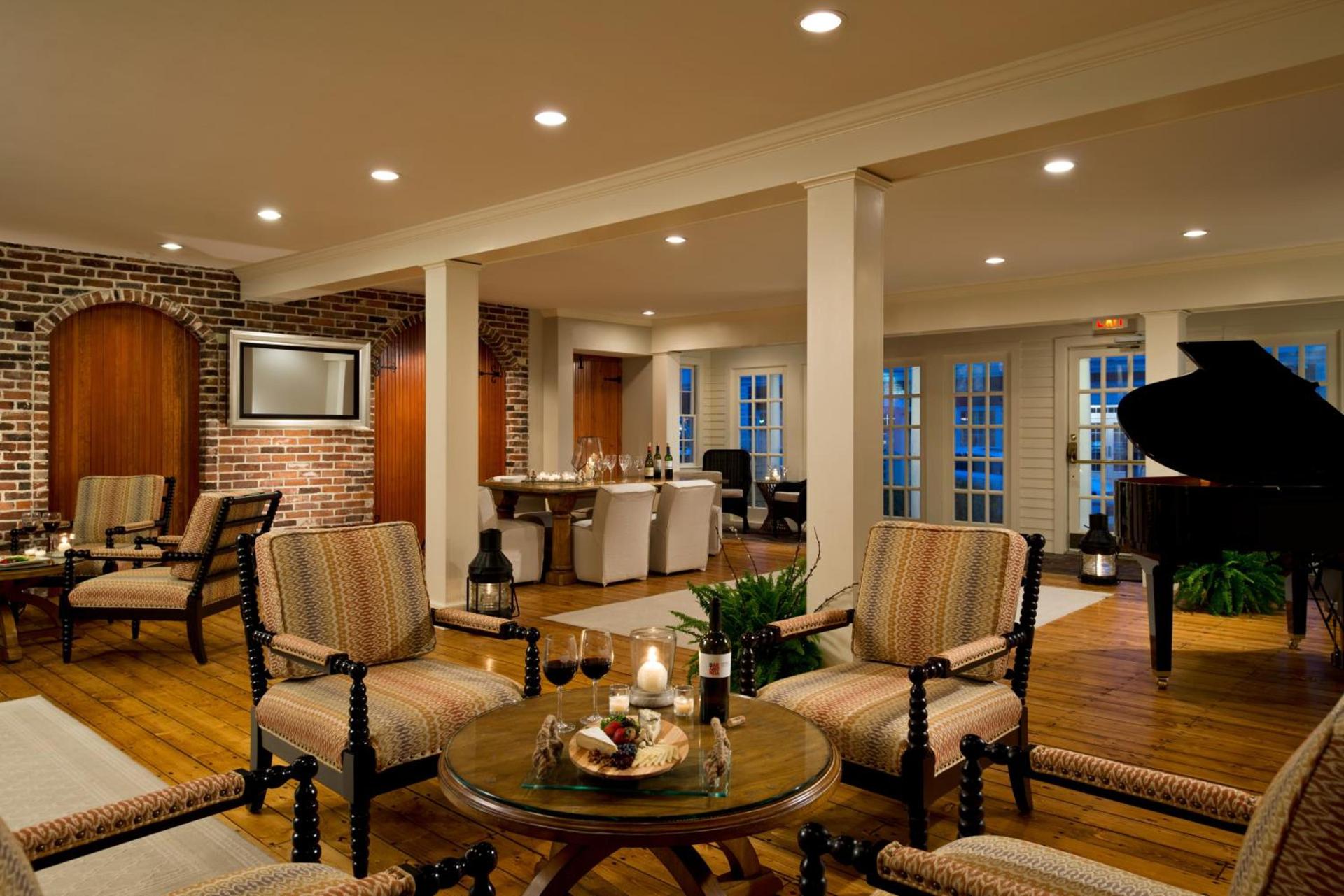 Chatham Wayside Inn photo 19