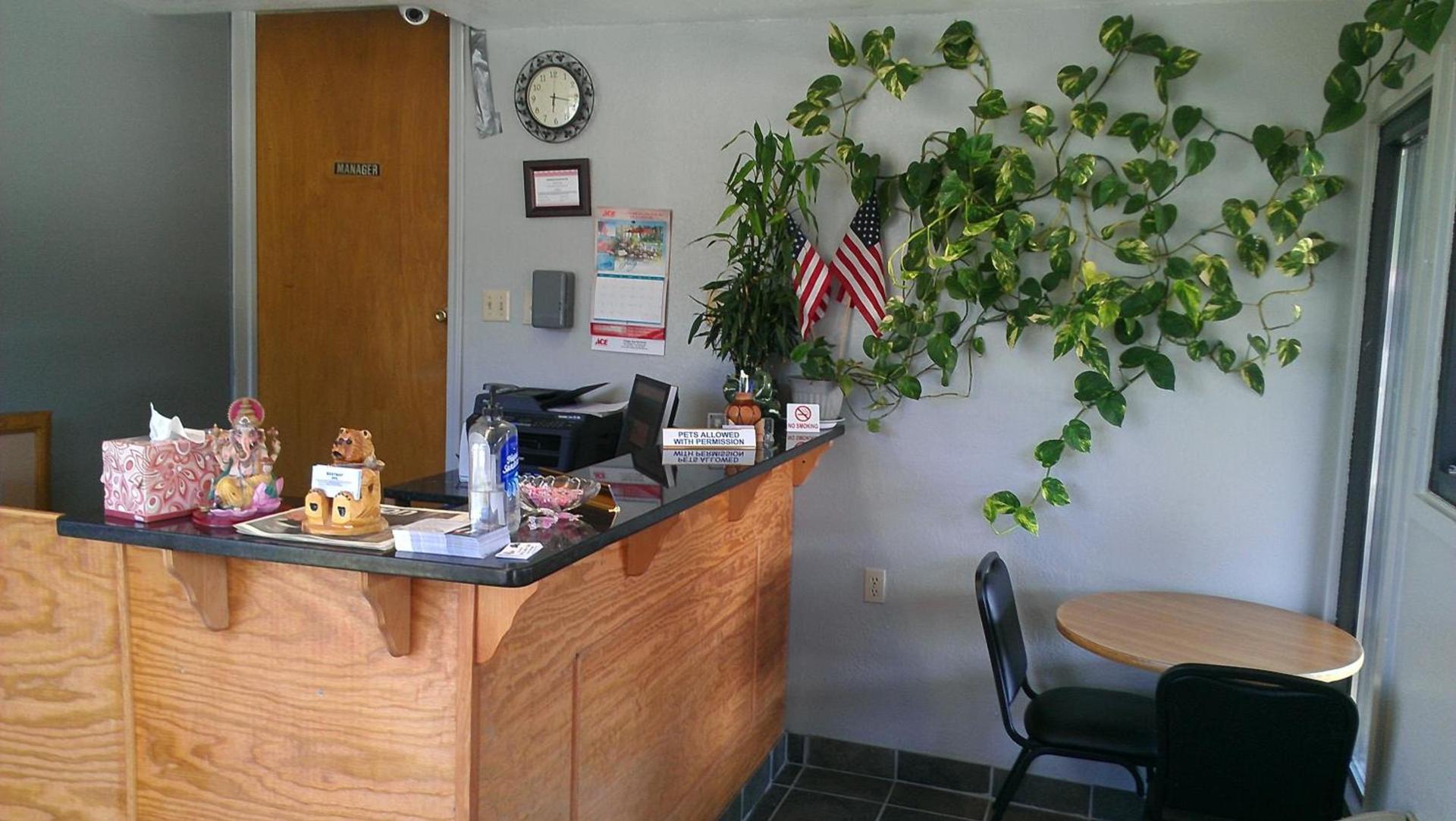 Bestway Inn photo 2