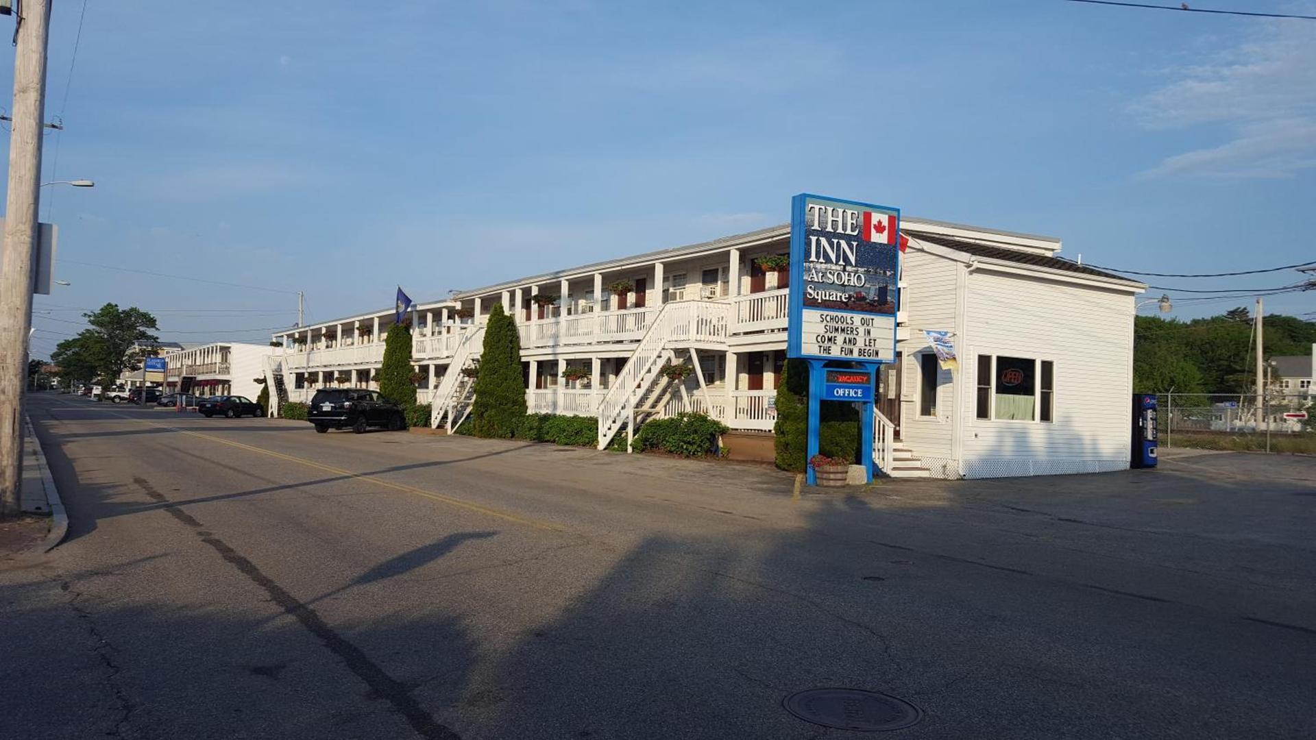 Dormont Pittsburgh 1B Stylish and Modern 1 Bedroom Apartment, Free Street Parking photo 5