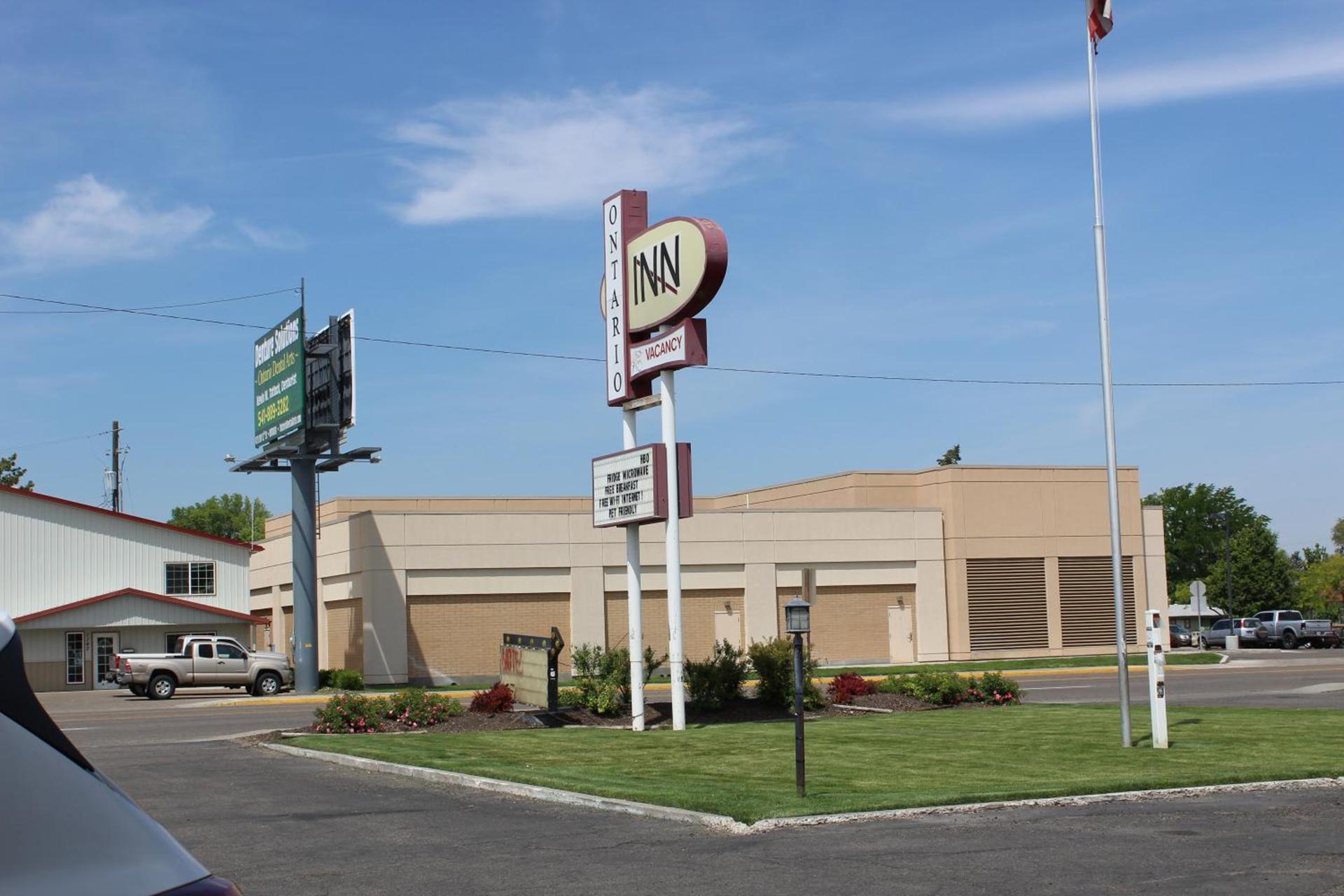 Ontario Inn photo 55
