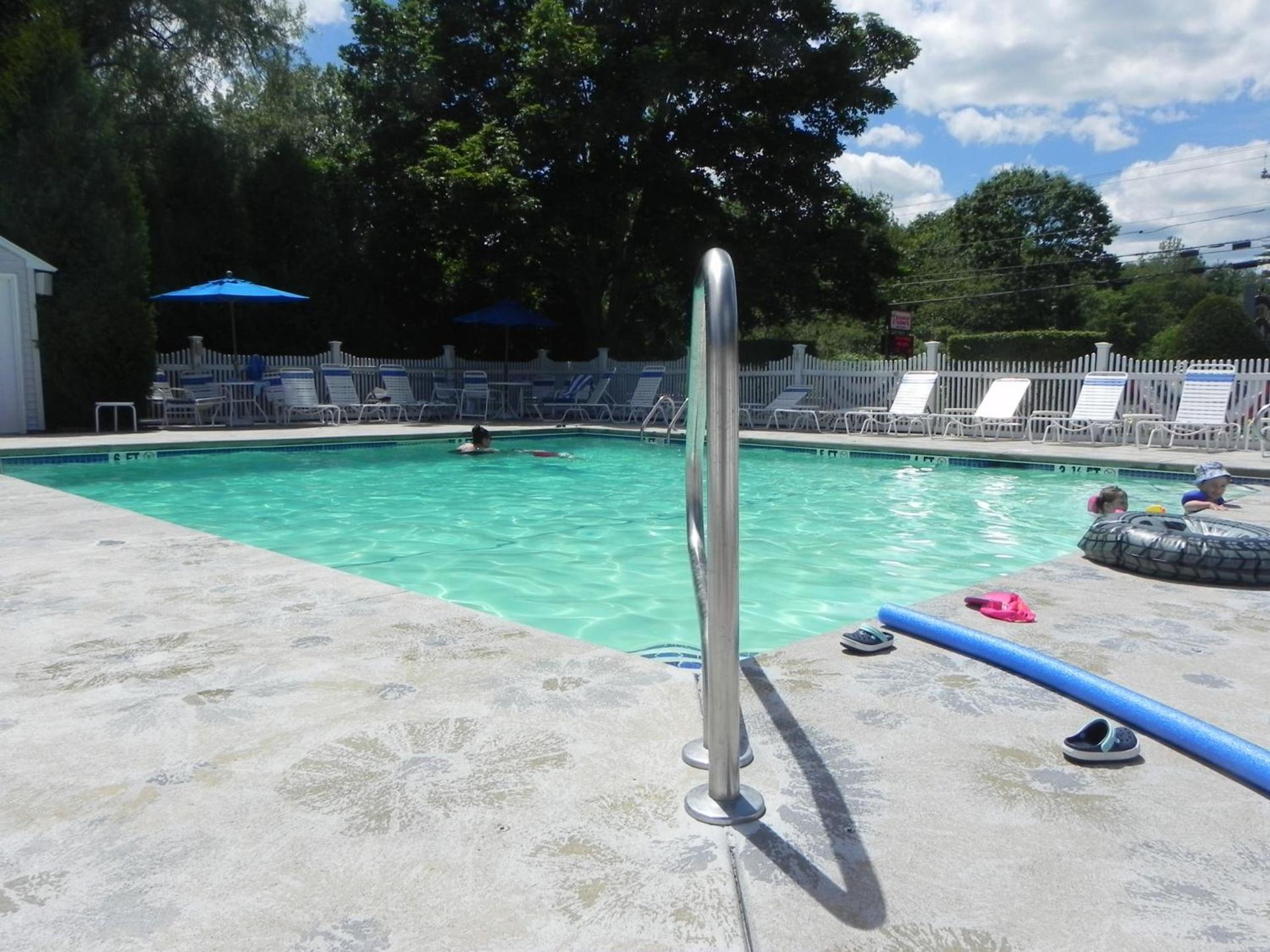 Elmwood Resort Hotel photo 7