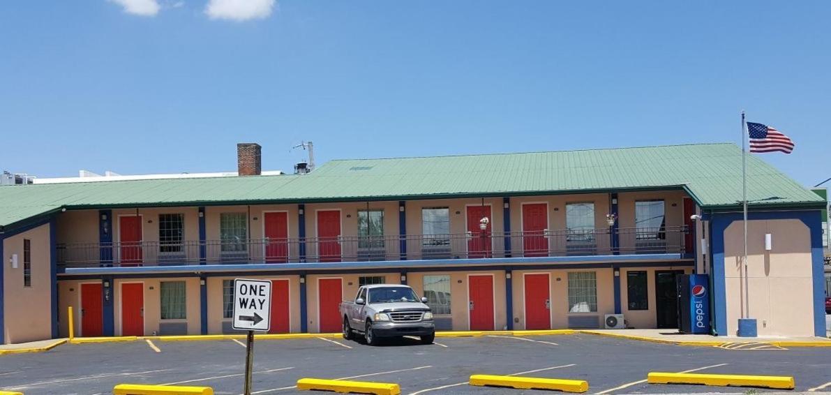 Budget Inn - Washington photo 63