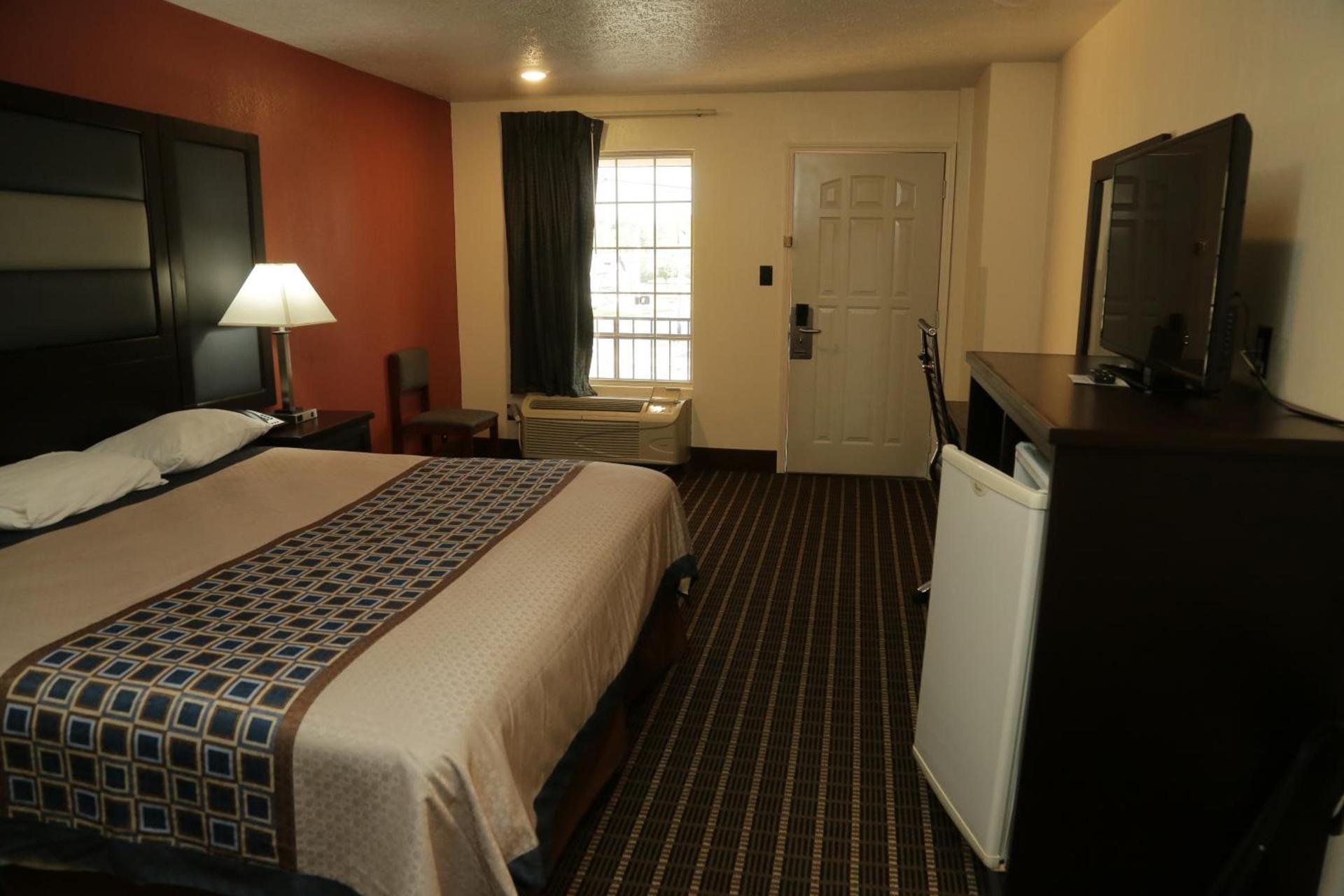 Budget Inn - Washington photo 30