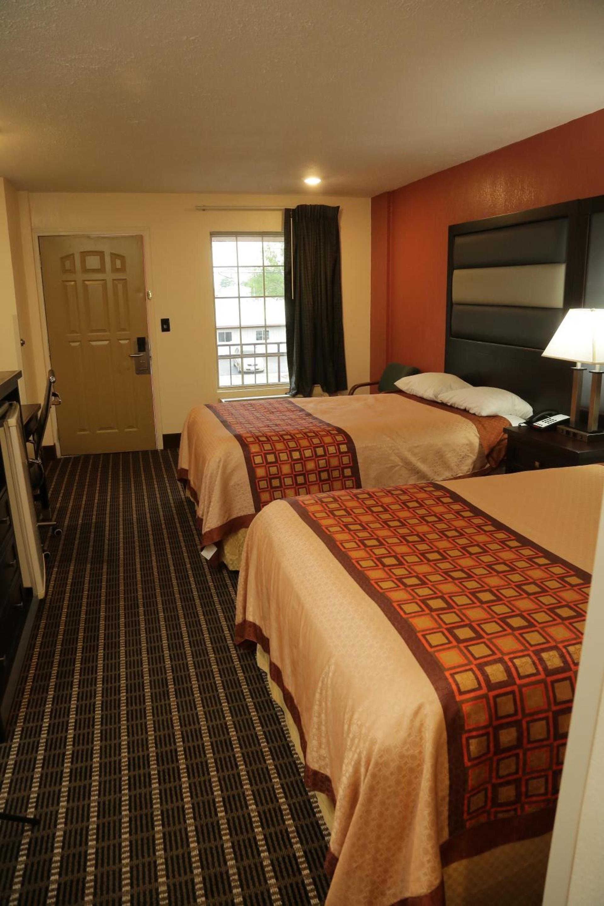 Budget Inn - Washington photo 29