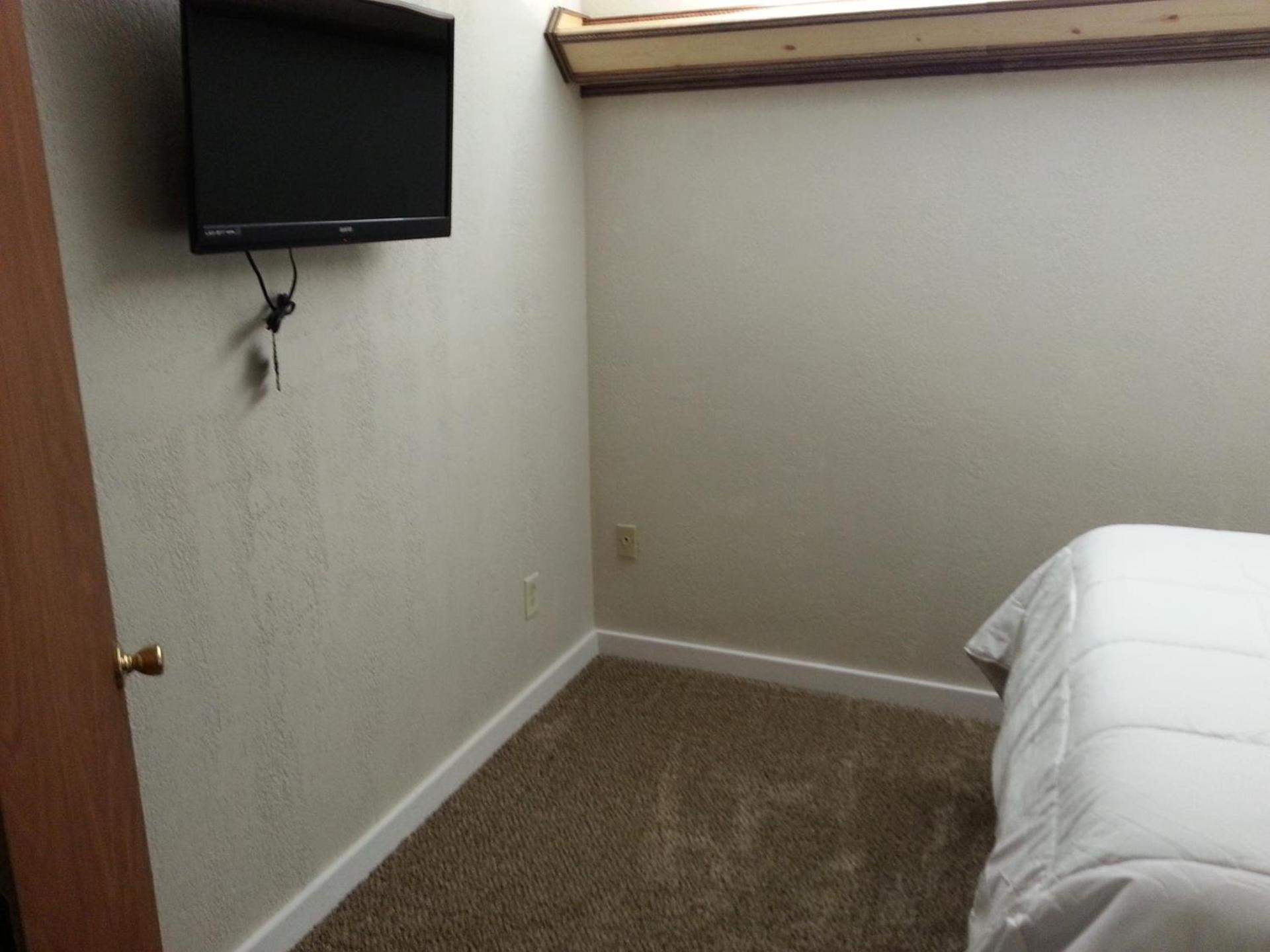 Oakland Motel photo 10