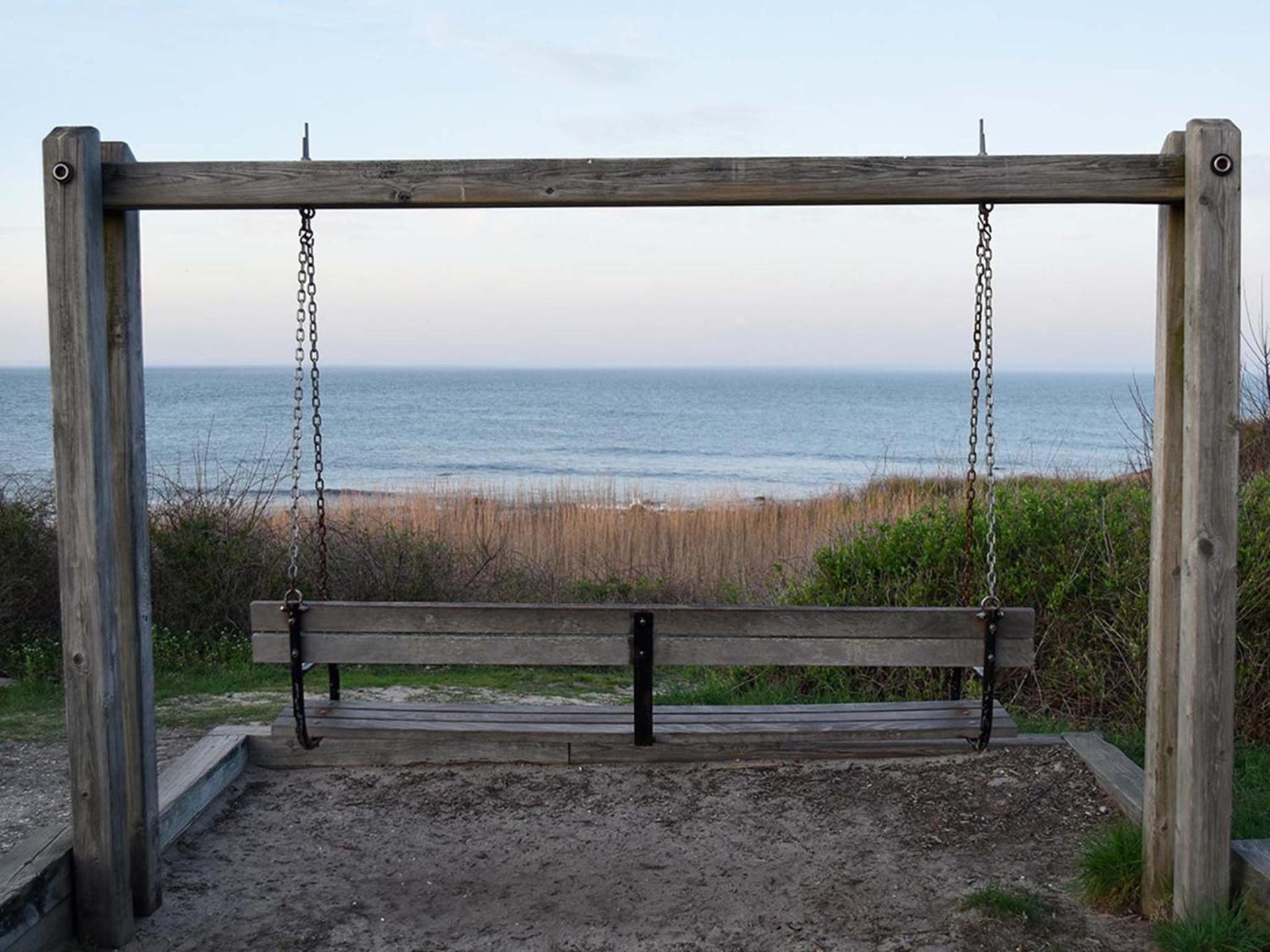 A Wave Inn - Montauk photo 73