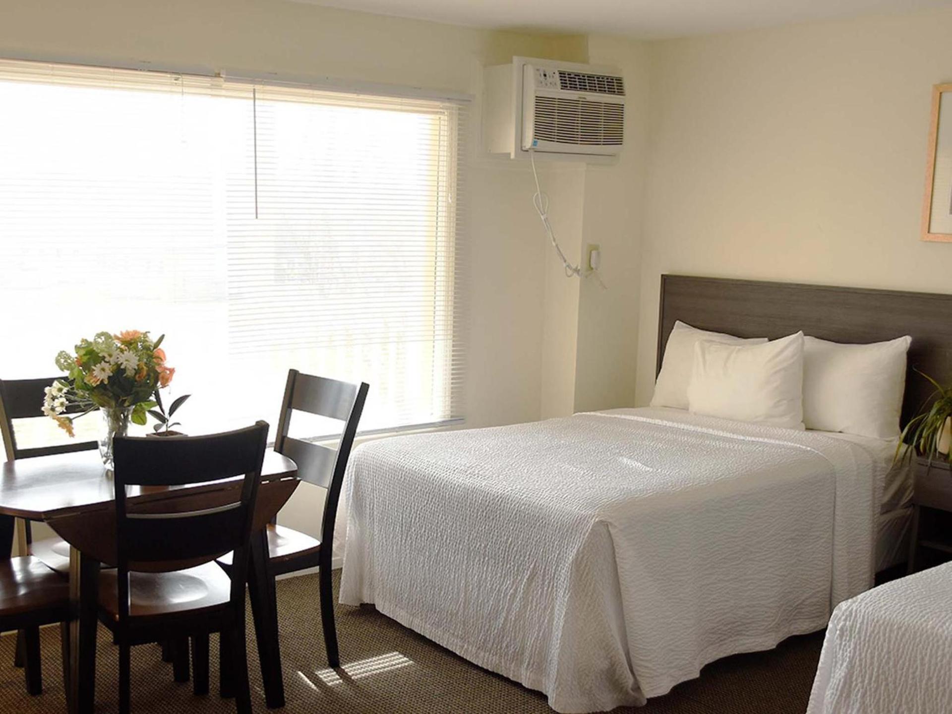 A Wave Inn - Montauk photo 53