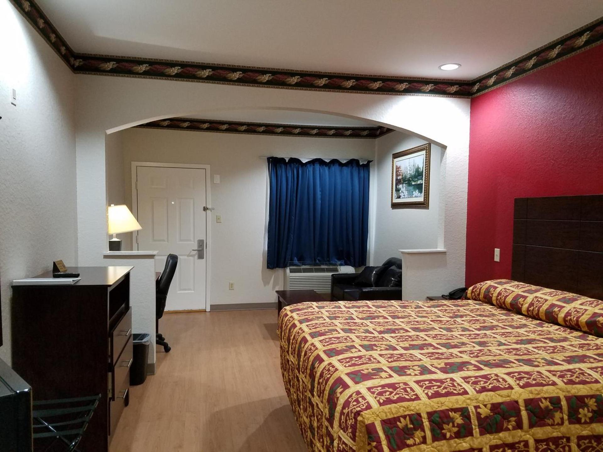 Scott Inn & Suites - Downtown Houston photo 23
