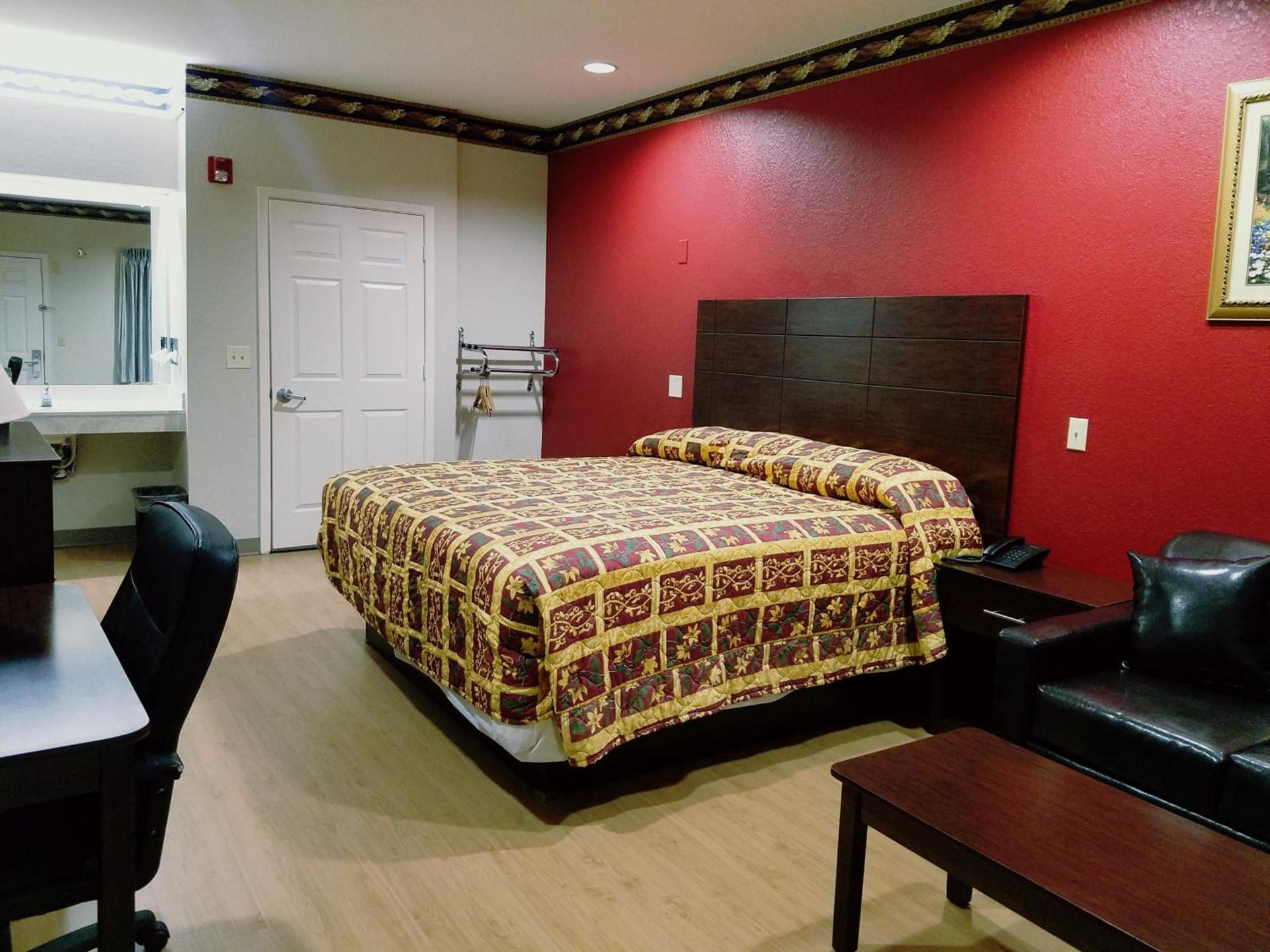 Scott Inn & Suites - Downtown Houston photo 27