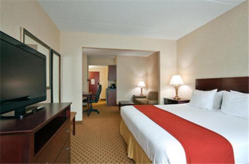 Holiday Inn Express Hotel & Suites Harriman by IHG photo 6