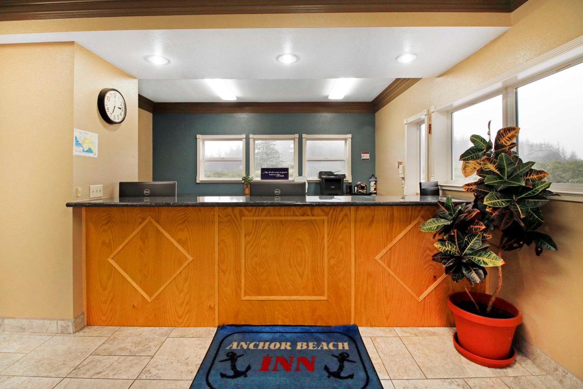 Anchor Beach Inn photo 18