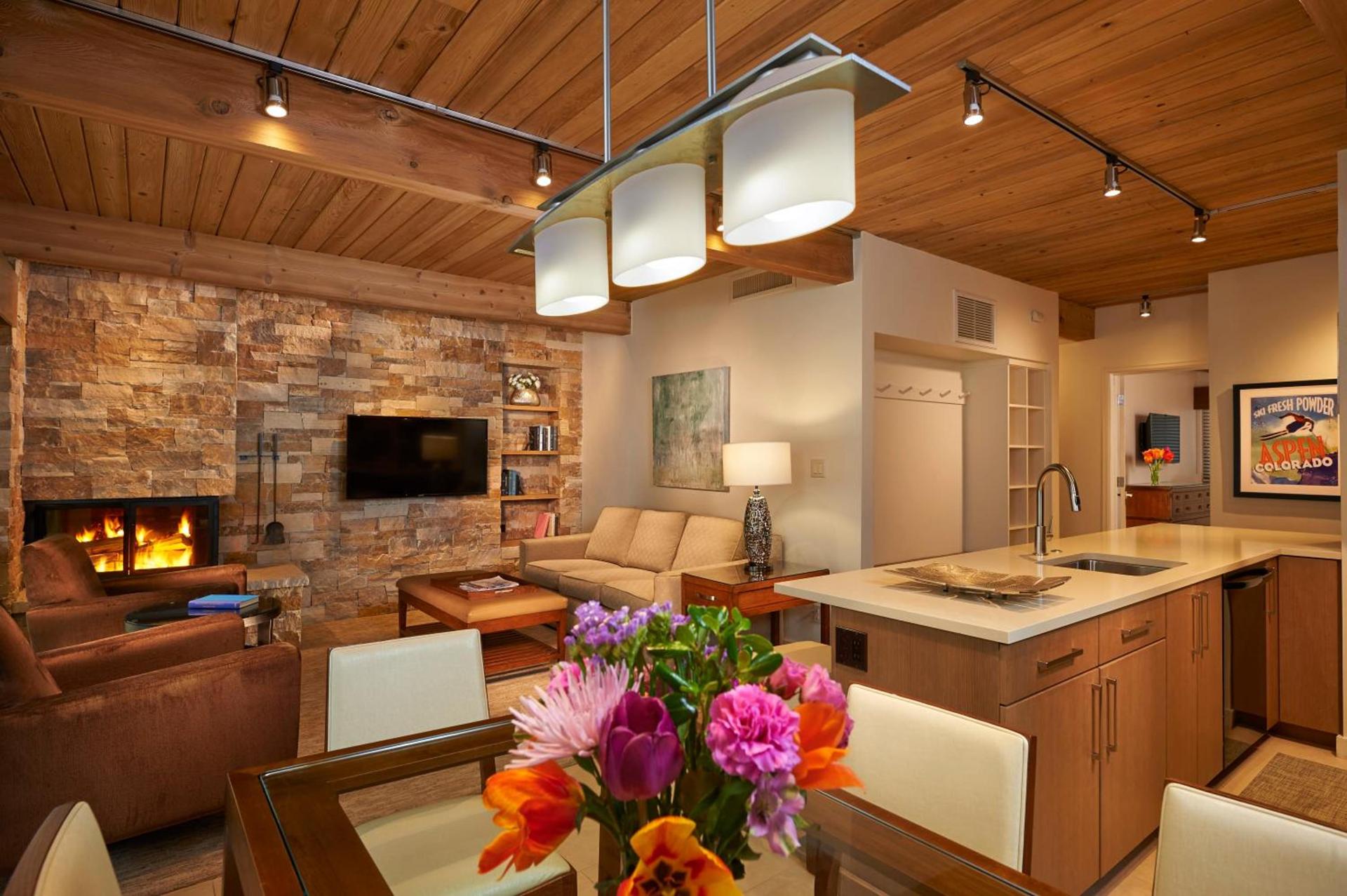 Aspen Square Condominium Hotel photo 79